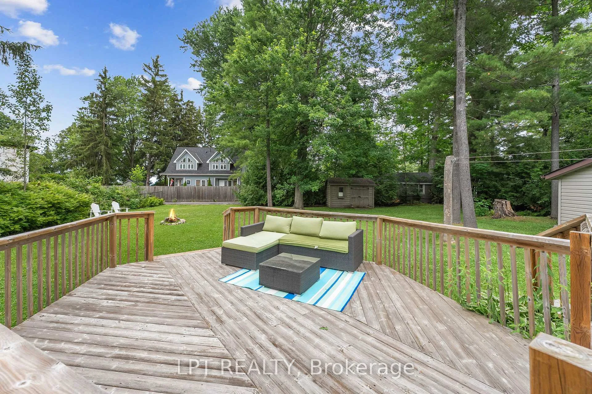 Photo 37 of 10 Maplewood Lane, Georgina, Sutton & Jackson's Point — HOMEH