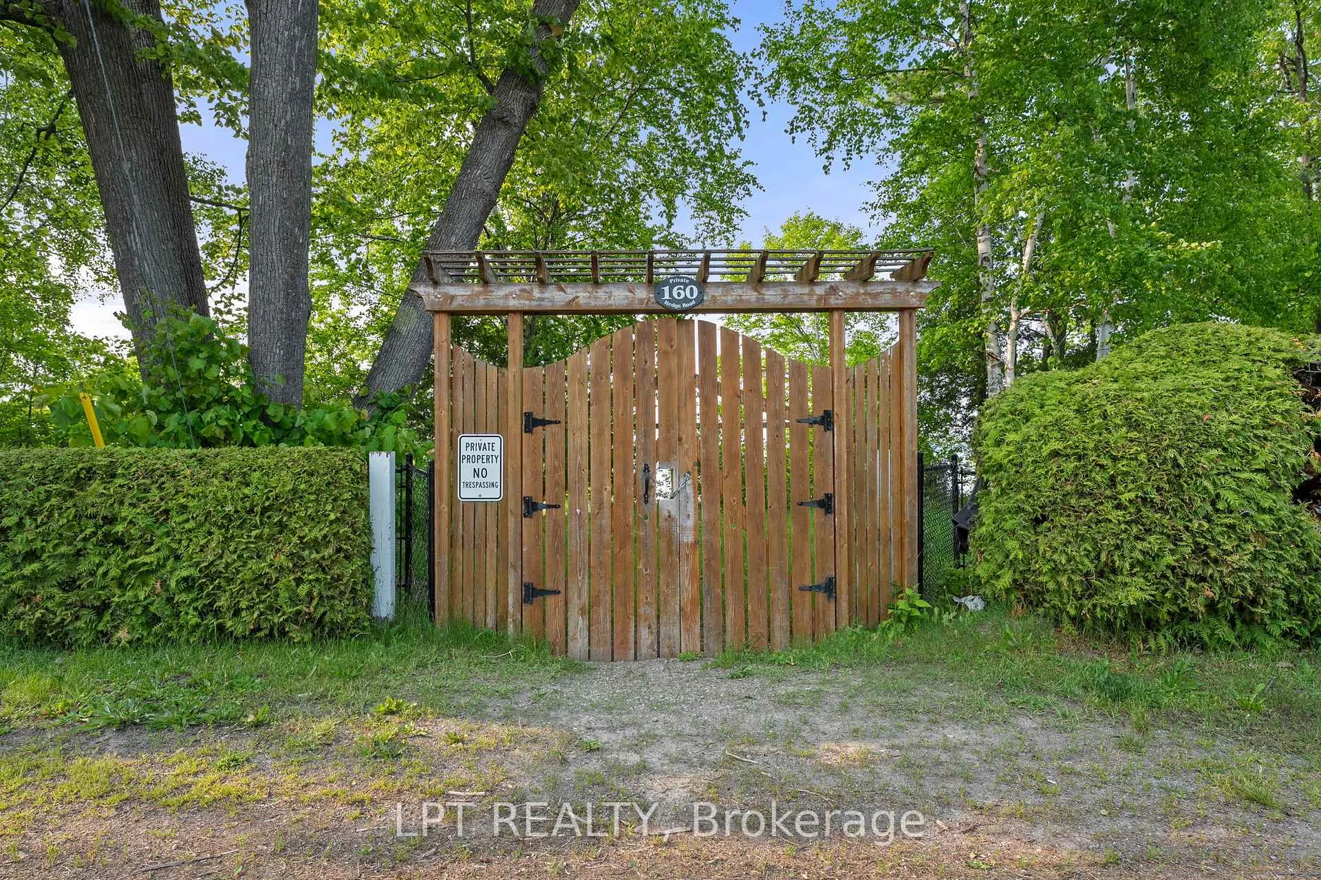 Photo 42 of 10 Maplewood Lane, Georgina, Sutton & Jackson's Point — HOMEH