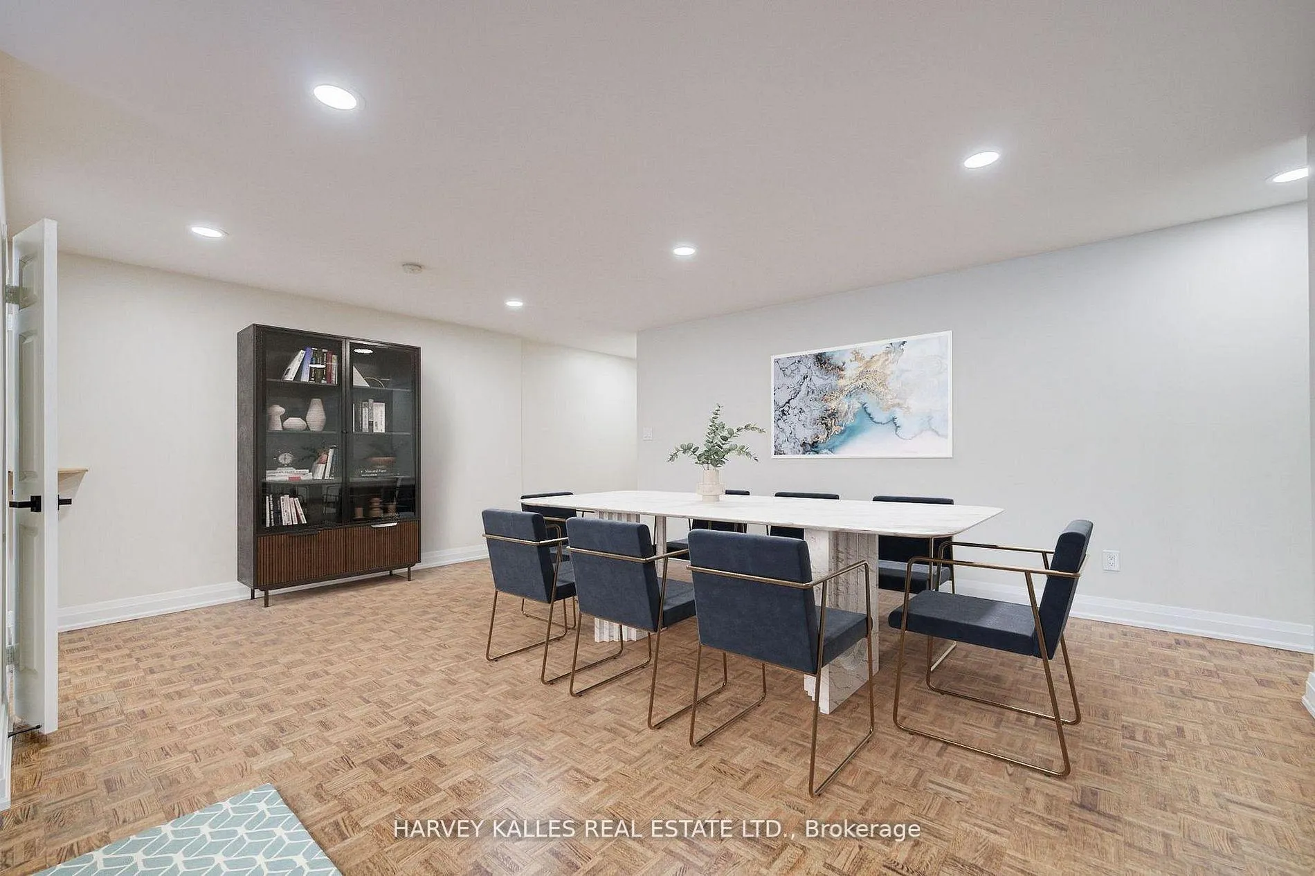 Photo 7 of Unit 109, 3000 Bathurst Street, Toronto, Englemount-Lawrence — HOMEH