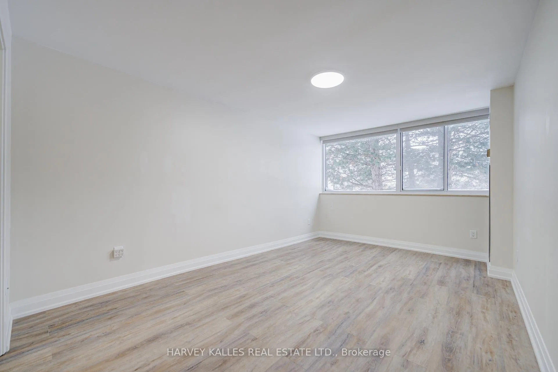 Photo 22 of Unit 109, 3000 Bathurst Street, Toronto, Englemount-Lawrence — HOMEH