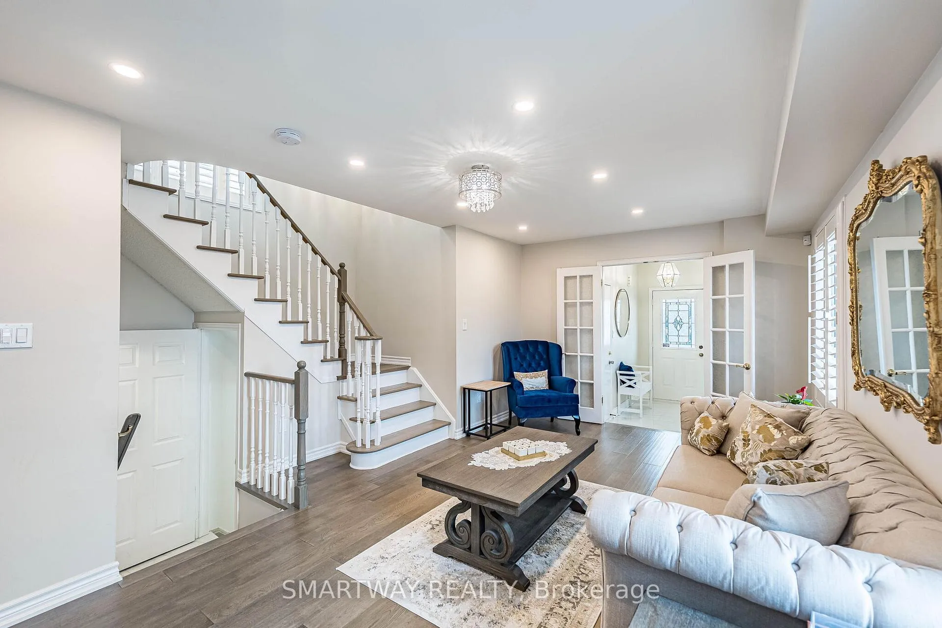 Photo 7 of 41 Ronan Crescent, Vaughan, Sonoma Heights — HOMEH