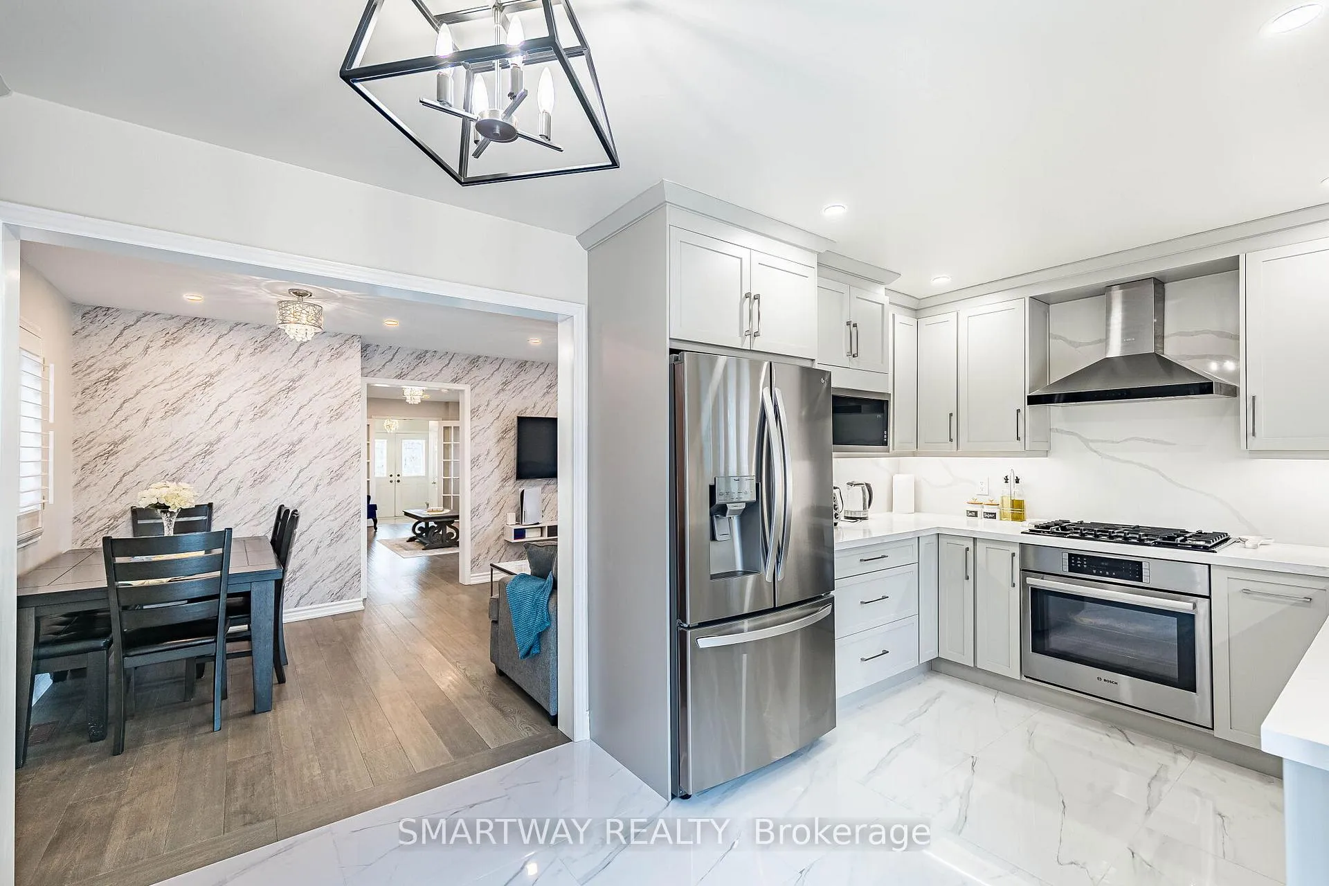 Photo 13 of 41 Ronan Crescent, Vaughan, Sonoma Heights — HOMEH