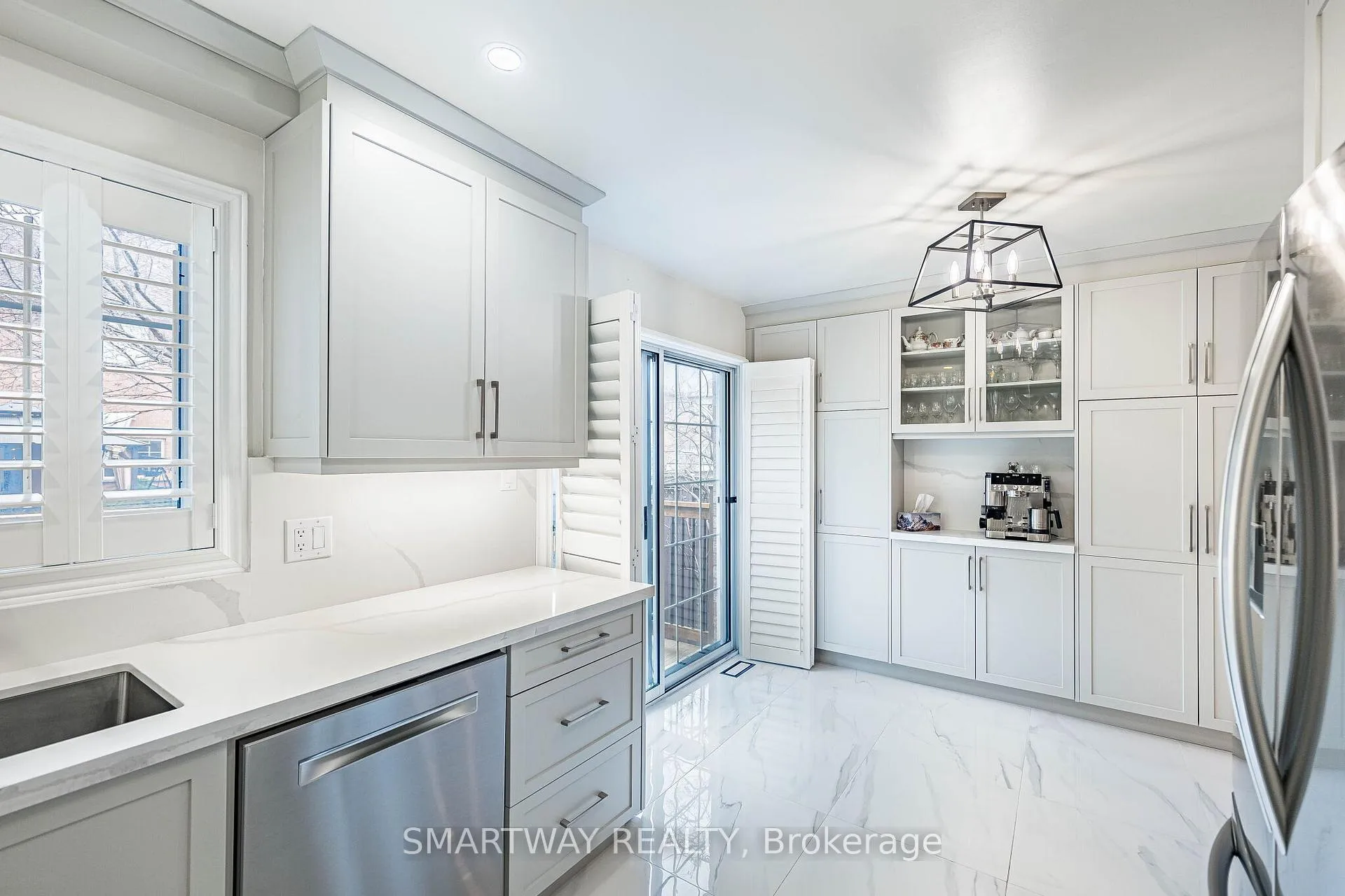 Photo 14 of 41 Ronan Crescent, Vaughan, Sonoma Heights — HOMEH