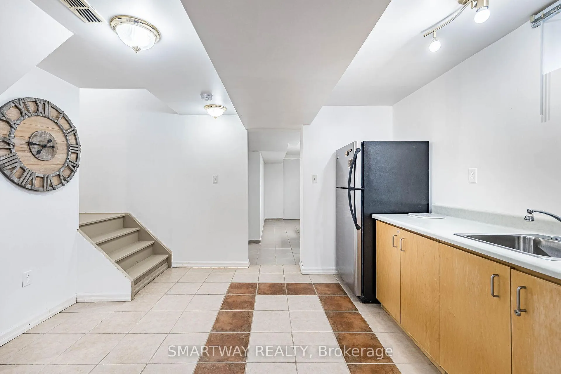 Photo 37 of 41 Ronan Crescent, Vaughan, Sonoma Heights — HOMEH