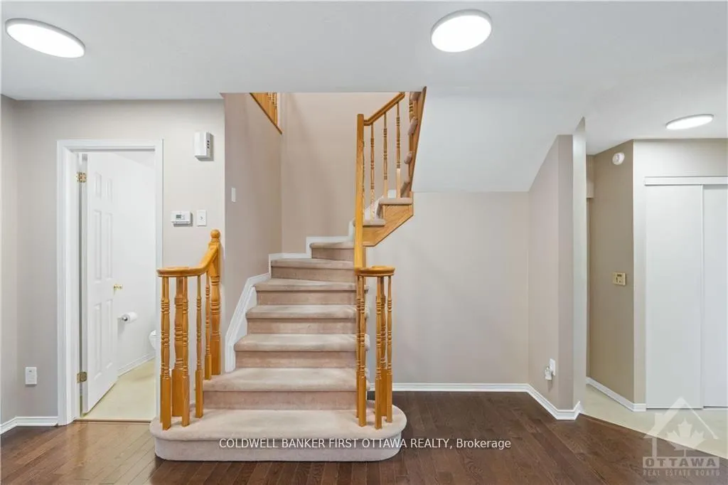 Photo 6 of 157 Annapolis Circle, Ottawa, Hunt Club — HOMEH