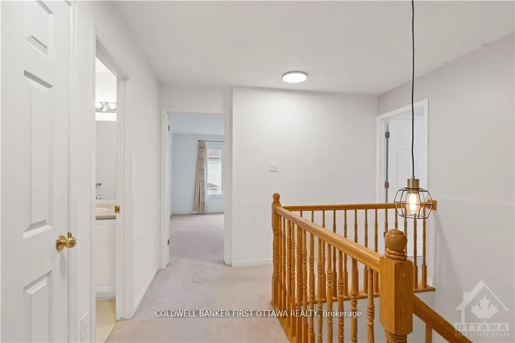 Photo 13 of 157 Annapolis Circle, Ottawa, Hunt Club — HOMEH