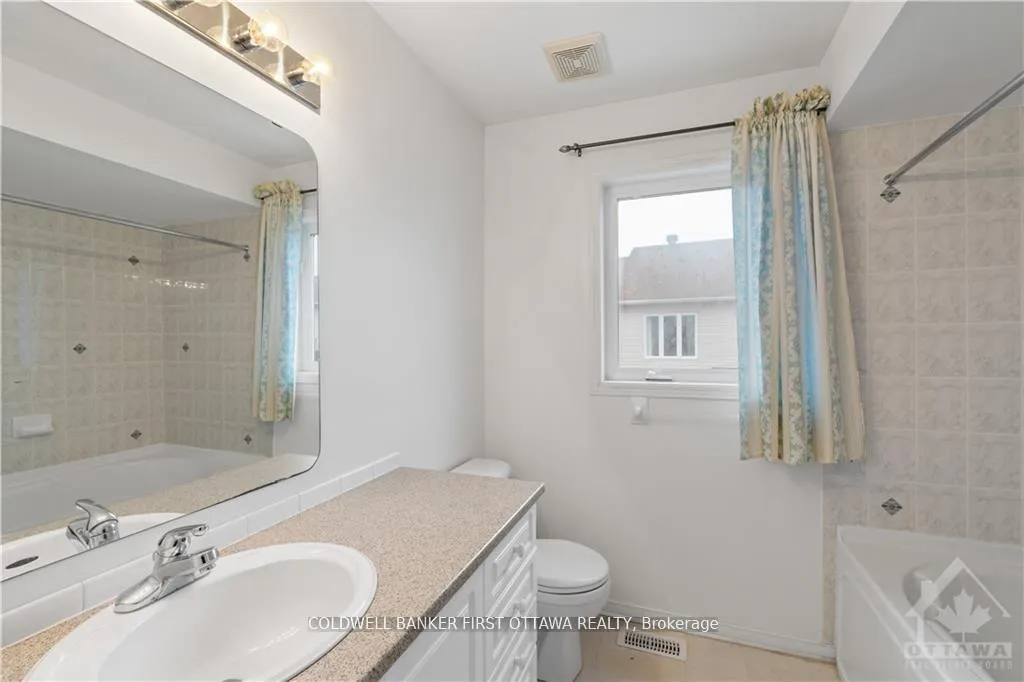 Photo 21 of 157 Annapolis Circle, Ottawa, Hunt Club — HOMEH