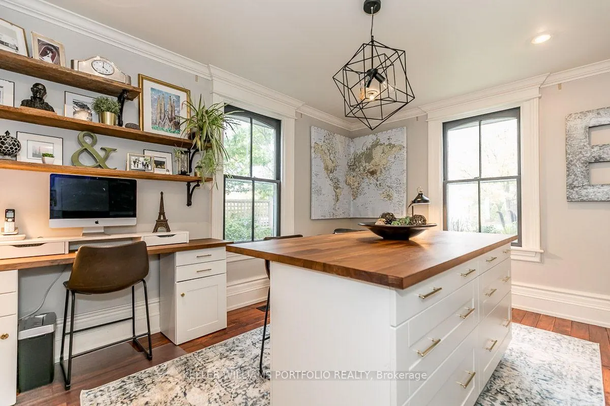 Photo 18 of 27 Catherine Avenue, Aurora, Aurora Village — HOMEH