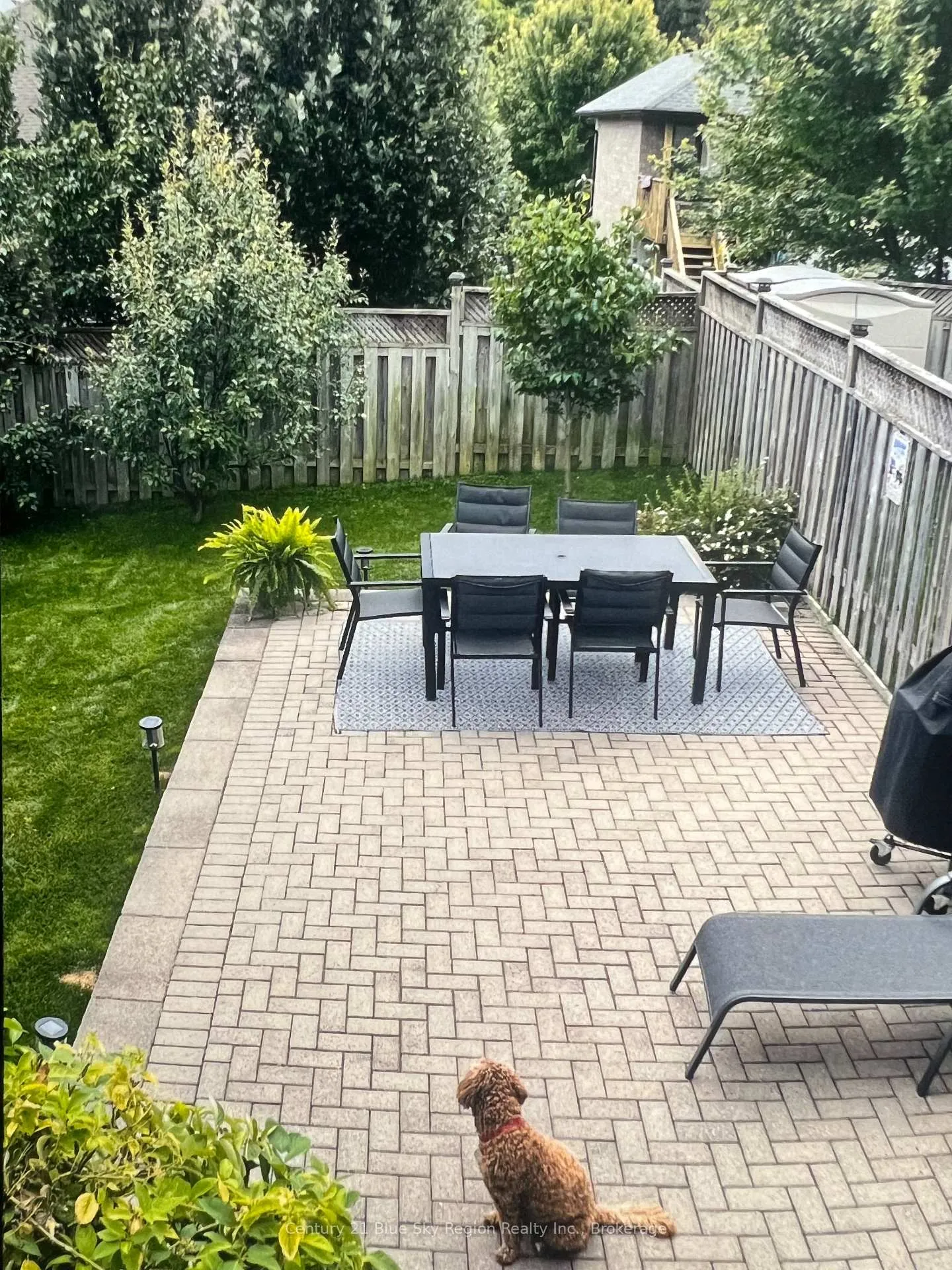 Photo 14 of 31 Vermont Crescent, North Bay, Airport — HOMEH