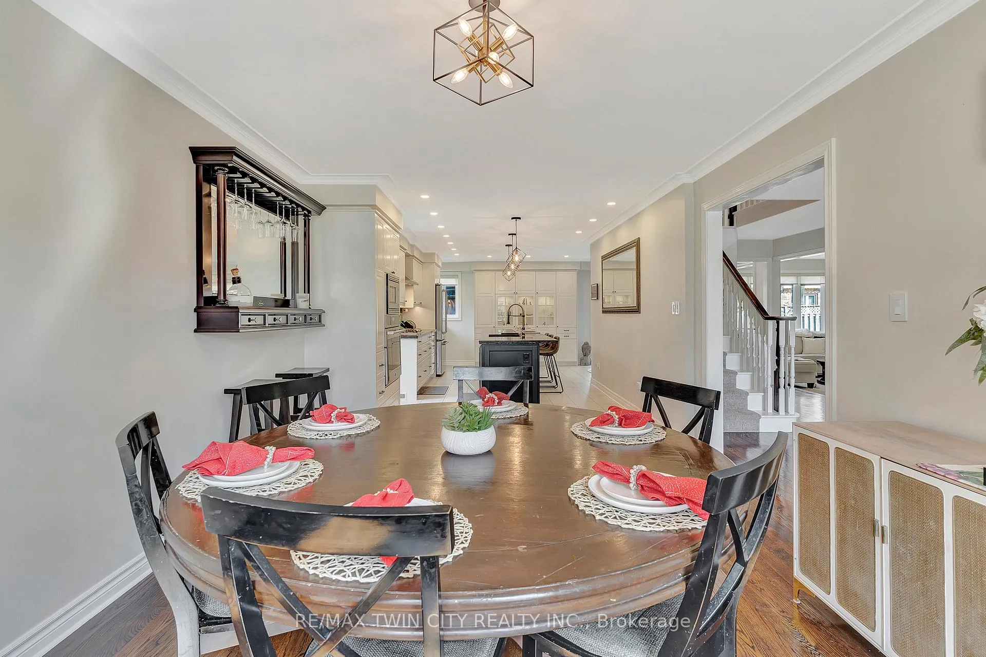 Photo 7 of 14 McCrimmon Court, Hamilton, Ancaster — HOMEH