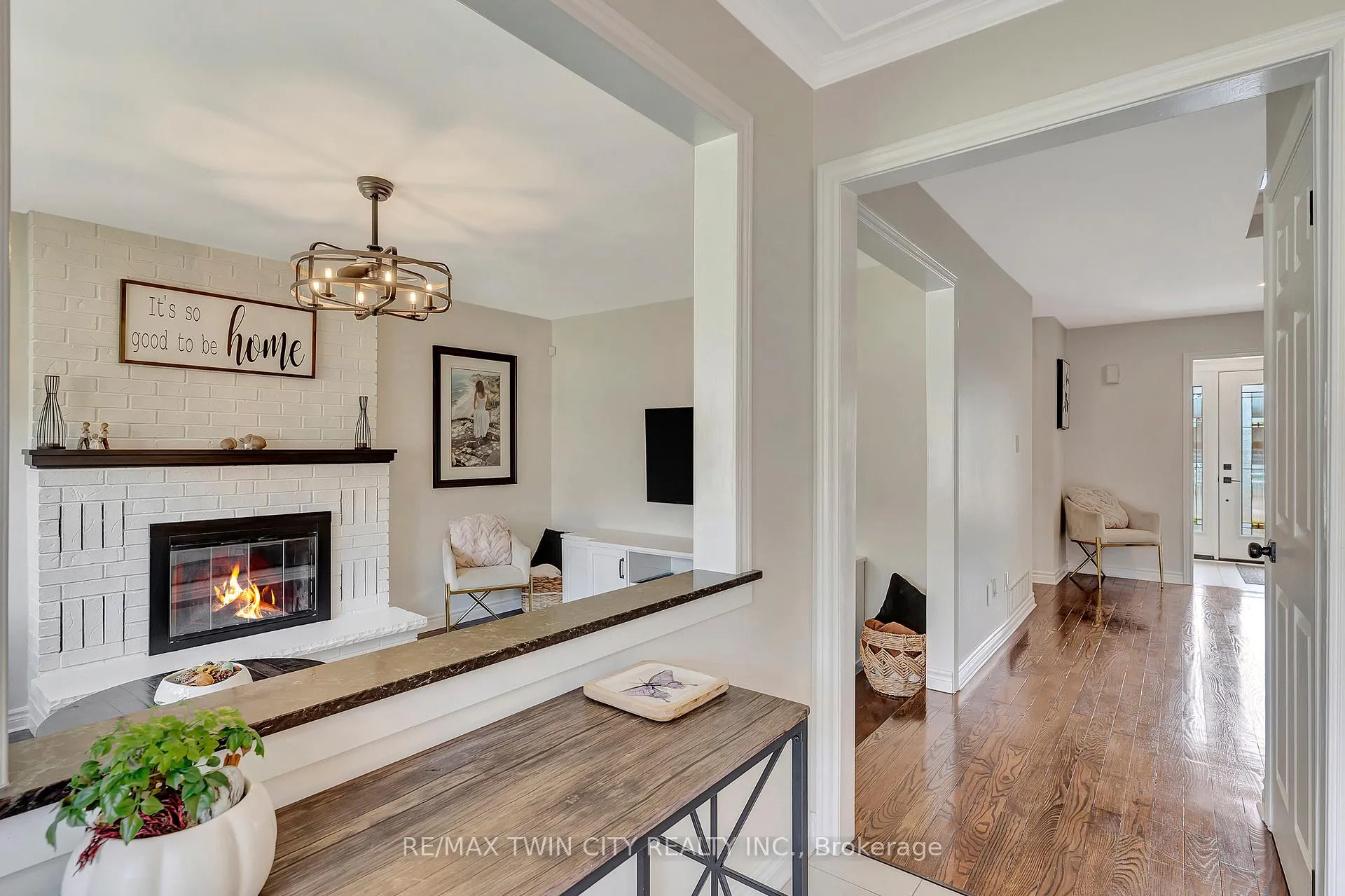 Photo 16 of 14 McCrimmon Court, Hamilton, Ancaster — HOMEH