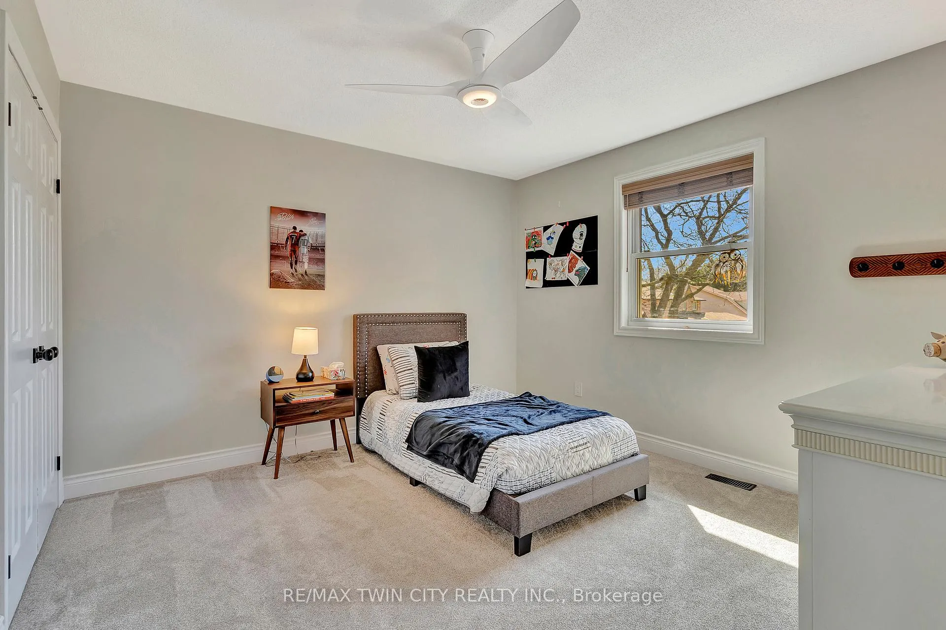 Photo 26 of 14 McCrimmon Court, Hamilton, Ancaster — HOMEH