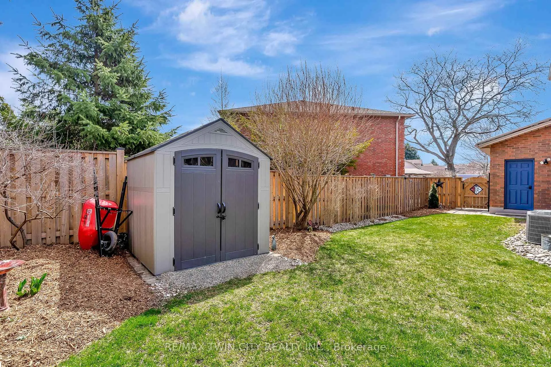 Photo 40 of 14 McCrimmon Court, Hamilton, Ancaster — HOMEH