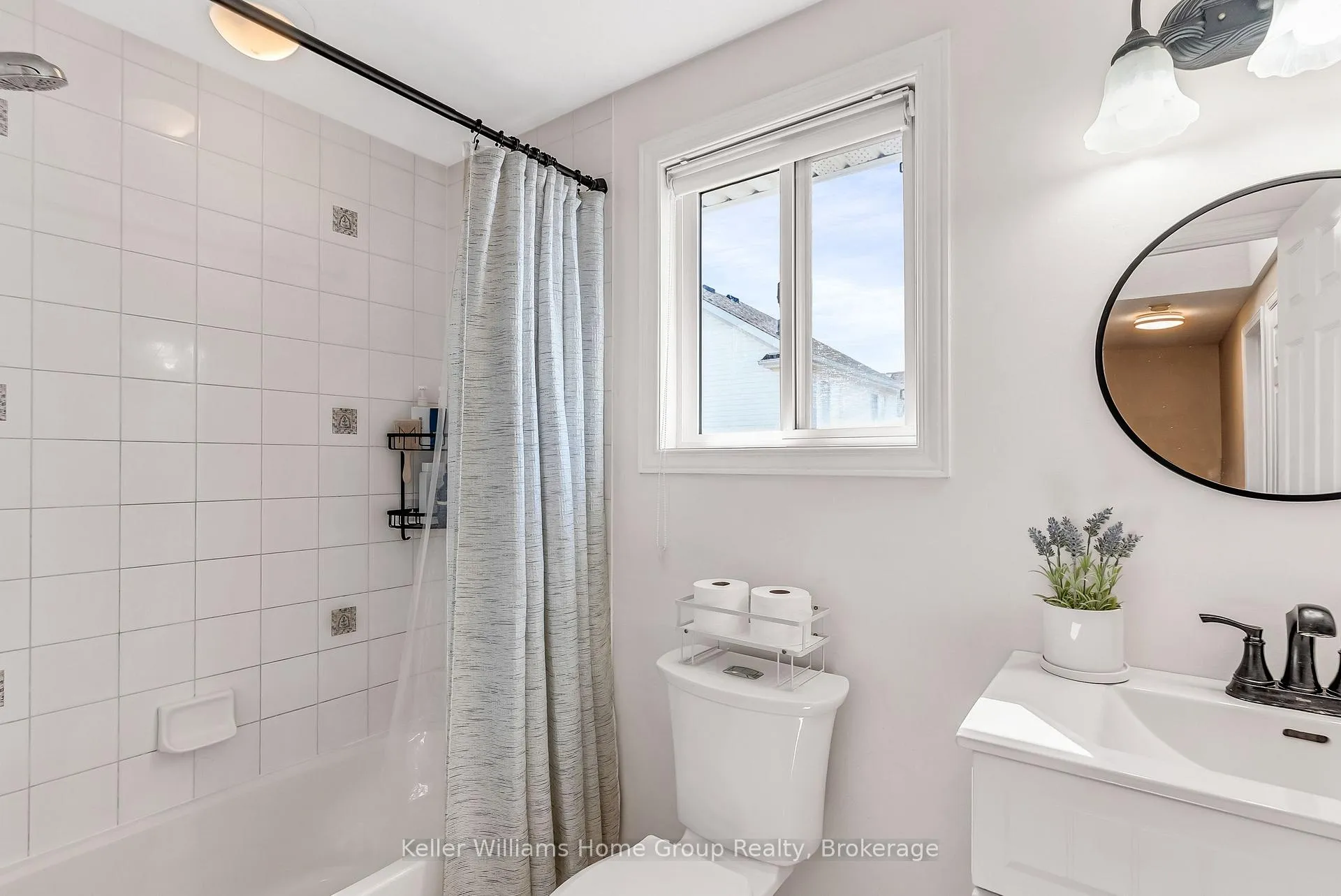 Photo 31 of 6 Gibbs Crescent, Guelph, Clairfields/Hanlon Business Park — HOMEH