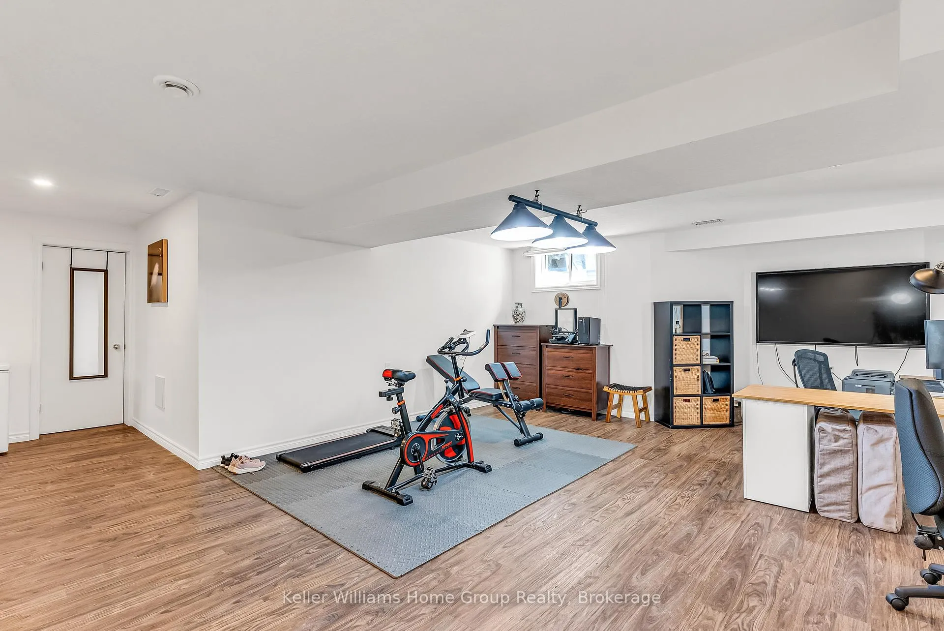 Photo 33 of 6 Gibbs Crescent, Guelph, Clairfields/Hanlon Business Park — HOMEH