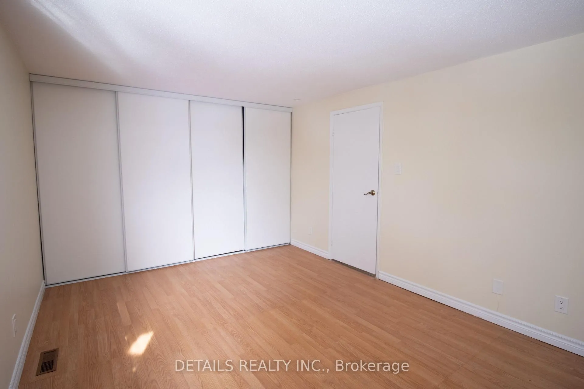 Photo 13 of Unit 48, 1339 Belgate Way, Ottawa, Cyrville — HOMEH