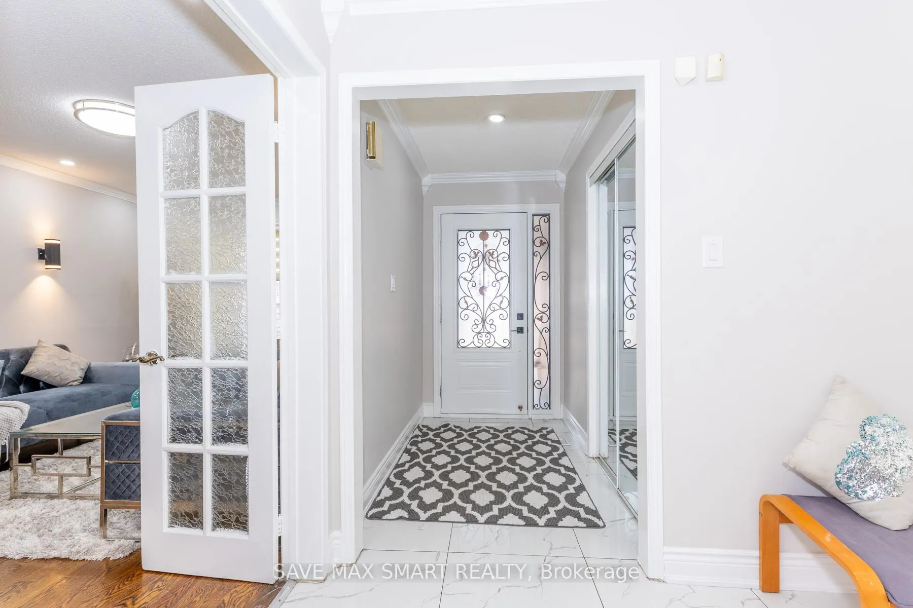Photo 6 of 46 Canarvan Court, Brampton, Fletcher's Creek South — HOMEH