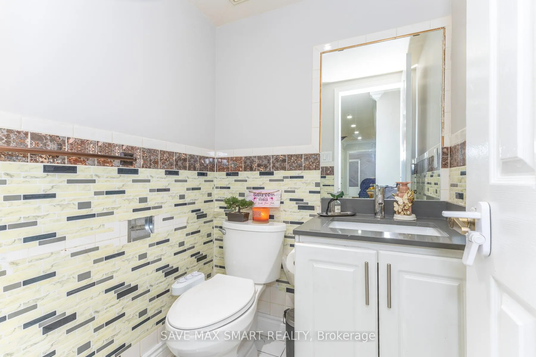 Photo 13 of 46 Canarvan Court, Brampton, Fletcher's Creek South — HOMEH