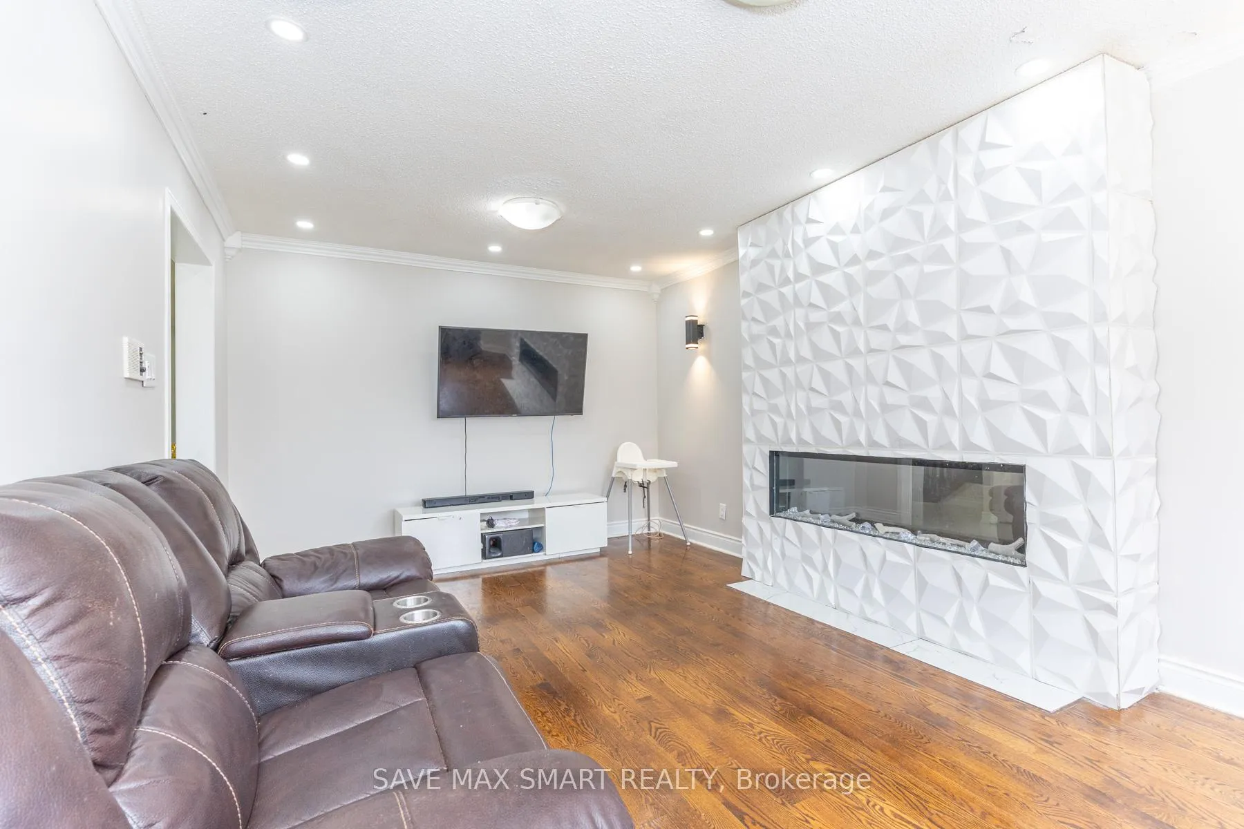 Photo 18 of 46 Canarvan Court, Brampton, Fletcher's Creek South — HOMEH