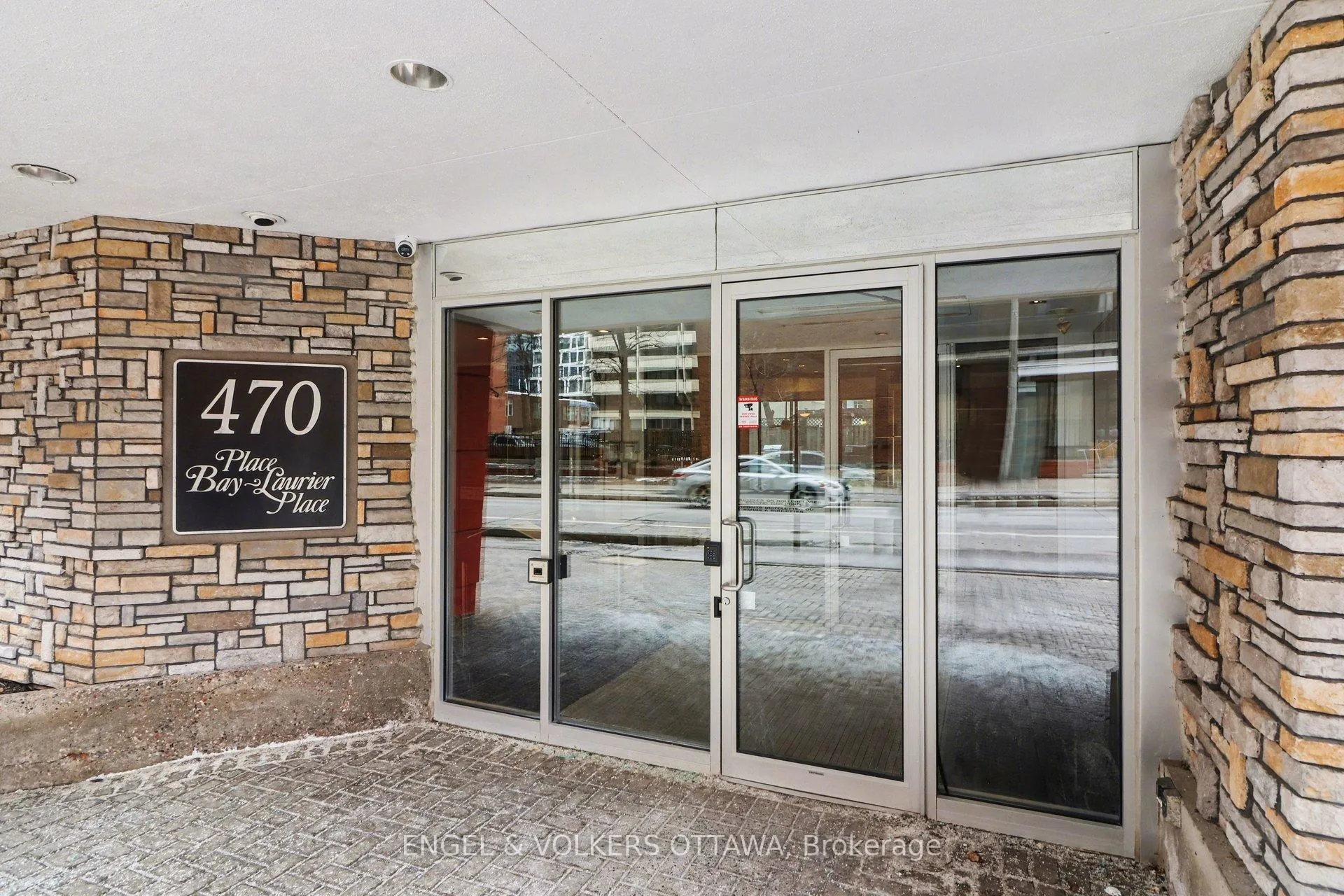 Photo 3 of Unit 2209, 470 Laurier Avenue W, Ottawa, Ottawa Centre — HOMEH