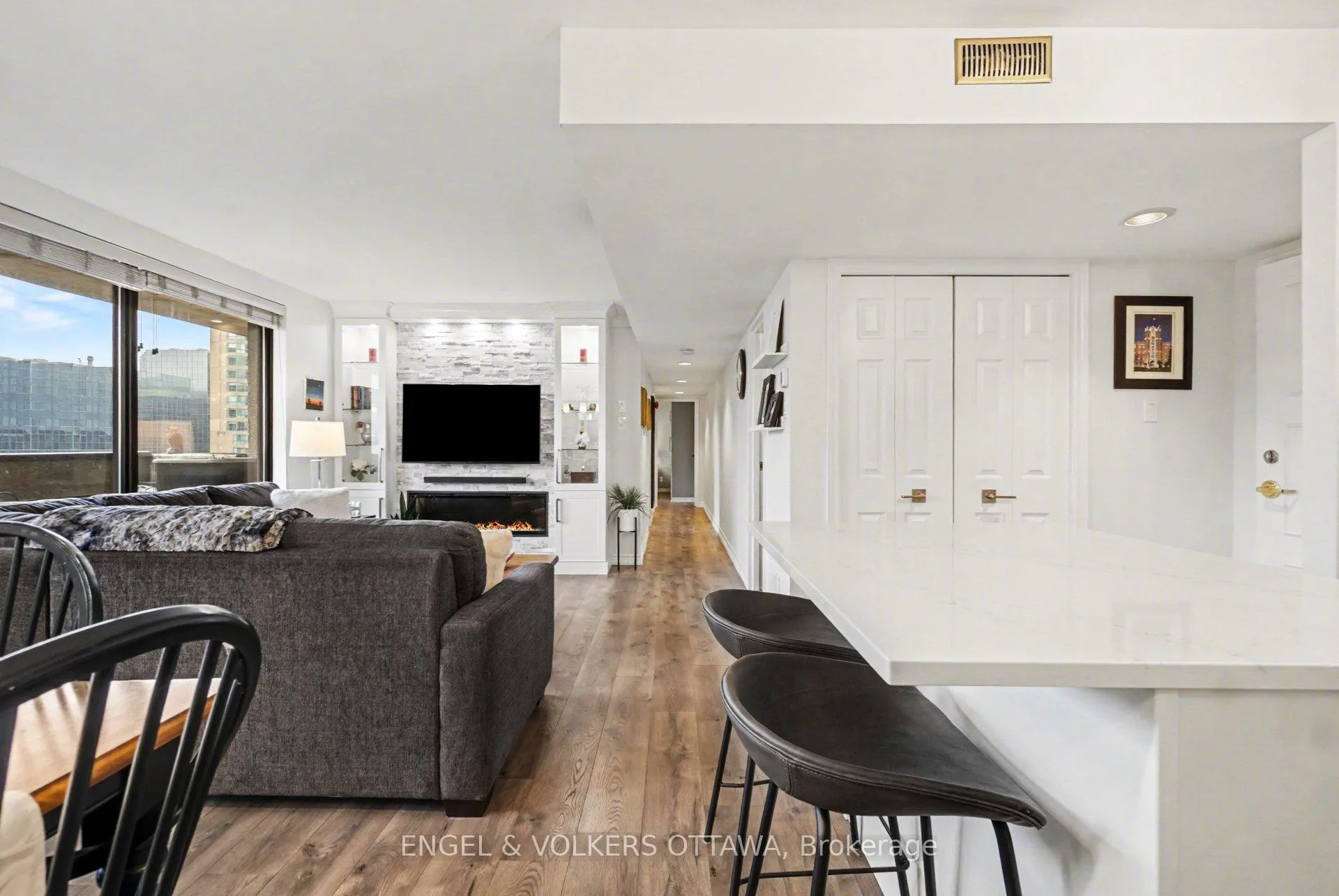 Photo 12 of Unit 2209, 470 Laurier Avenue W, Ottawa, Ottawa Centre — HOMEH