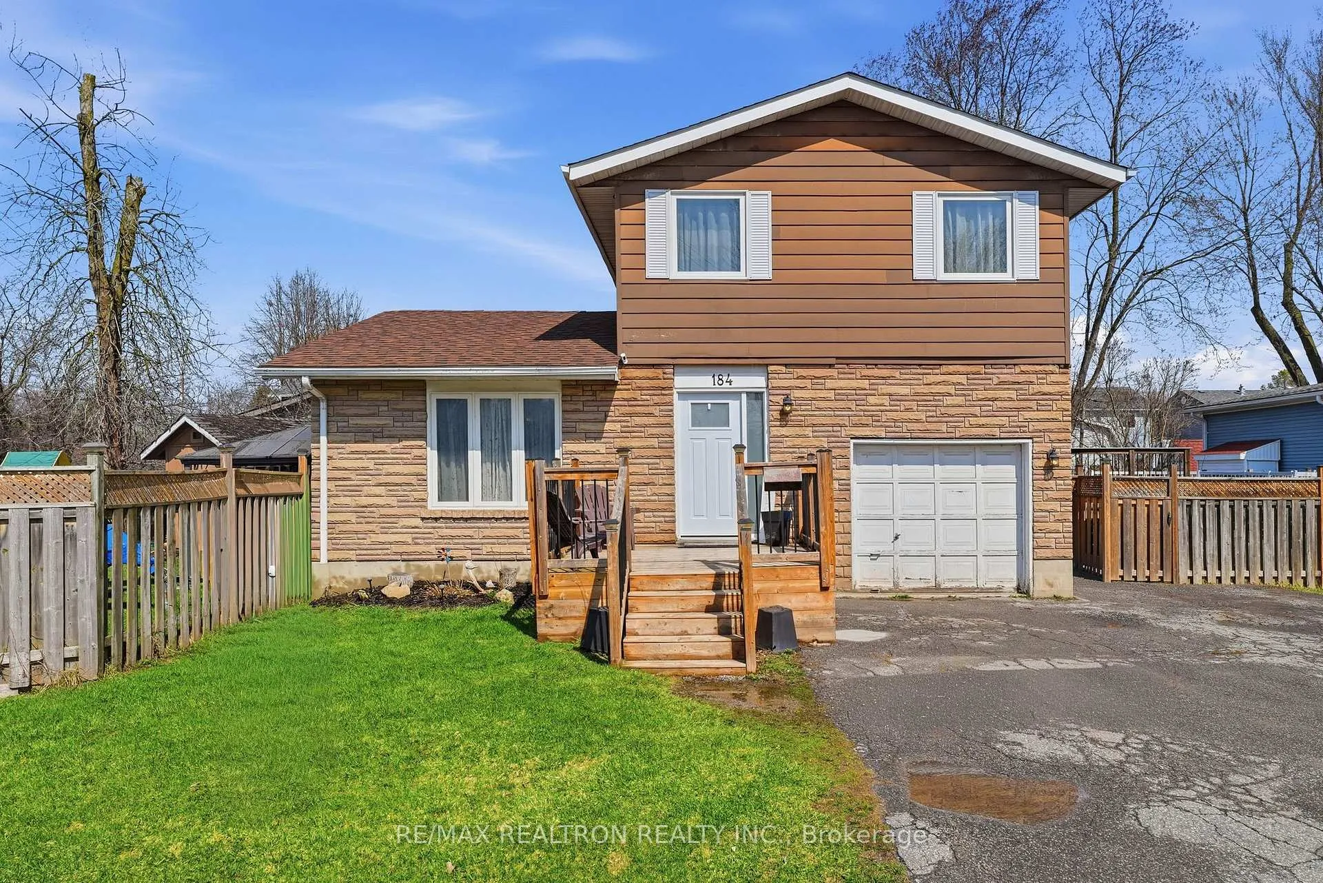 Photo 1 of 184 Silas Boulevard, Georgina, Keswick North — HOMEH