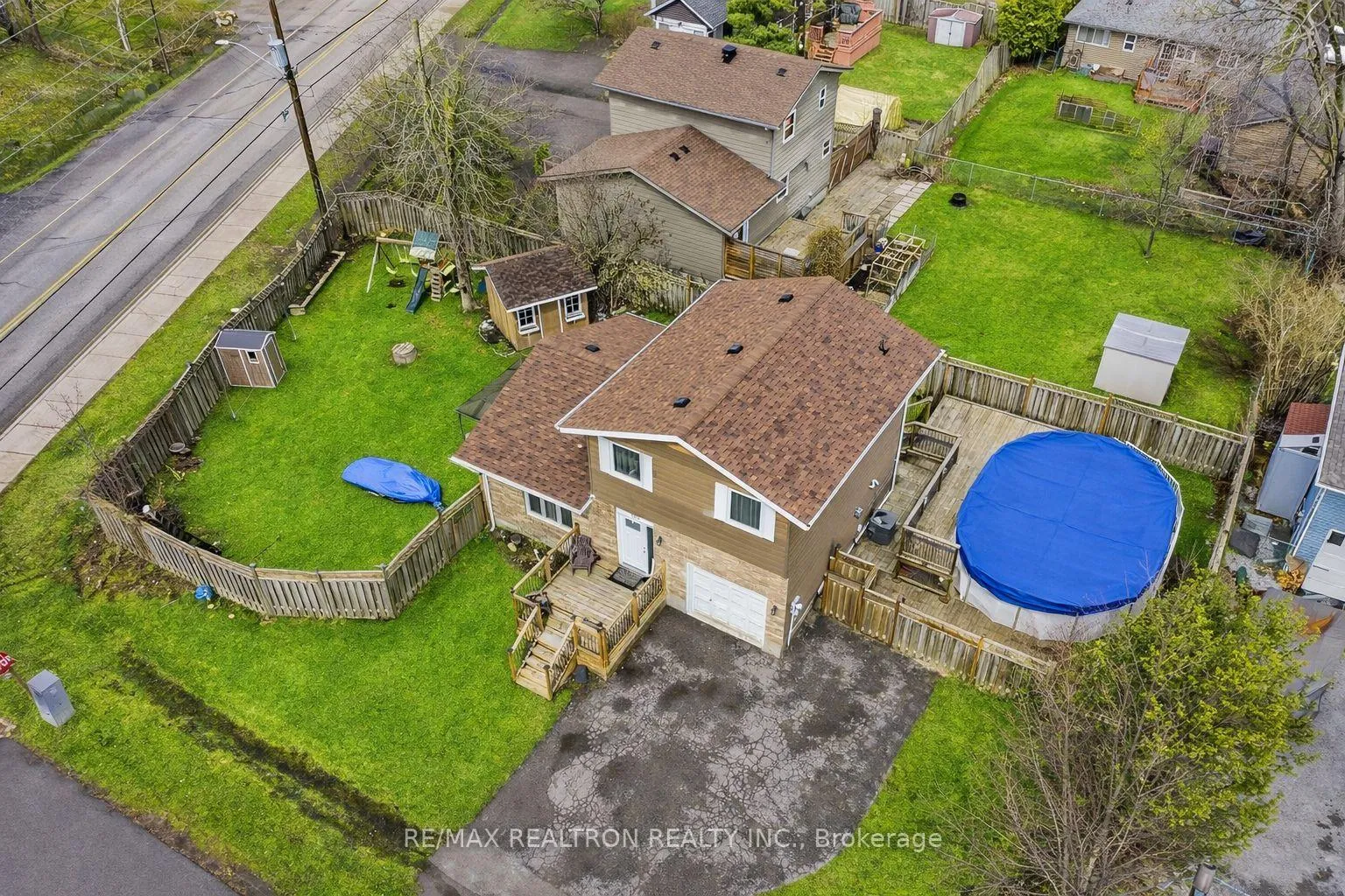 Photo 2 of 184 Silas Boulevard, Georgina, Keswick North — HOMEH