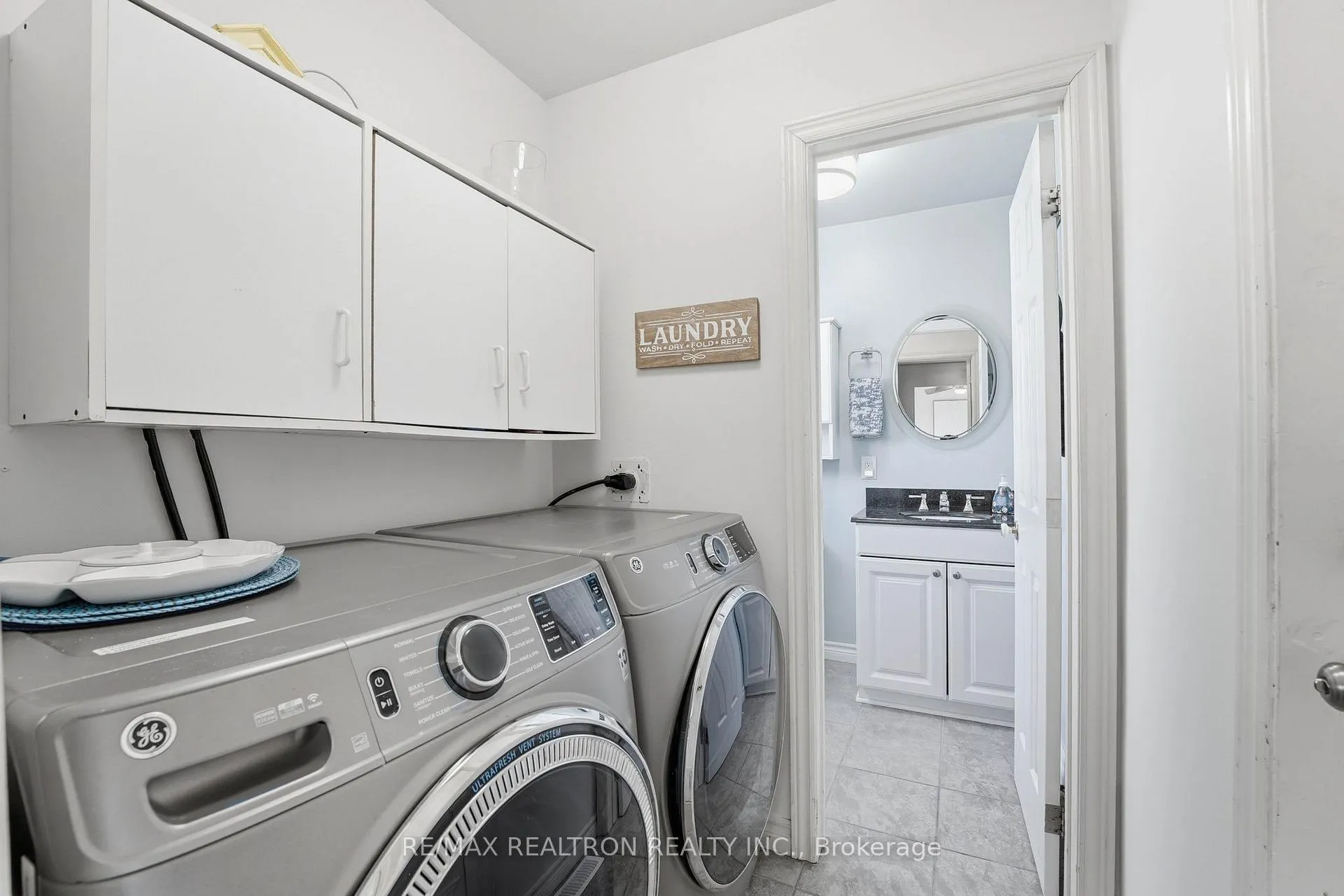 Photo 9 of 184 Silas Boulevard, Georgina, Keswick North — HOMEH