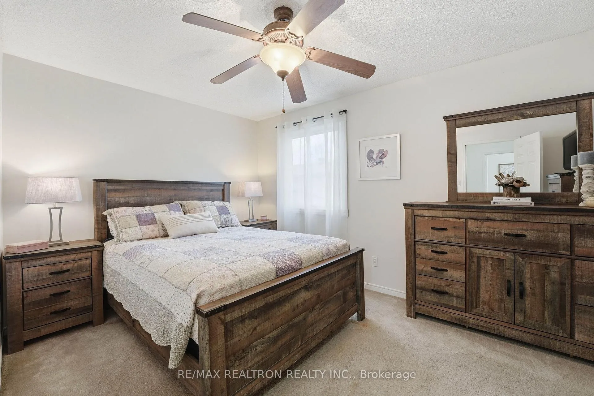 Photo 18 of 184 Silas Boulevard, Georgina, Keswick North — HOMEH