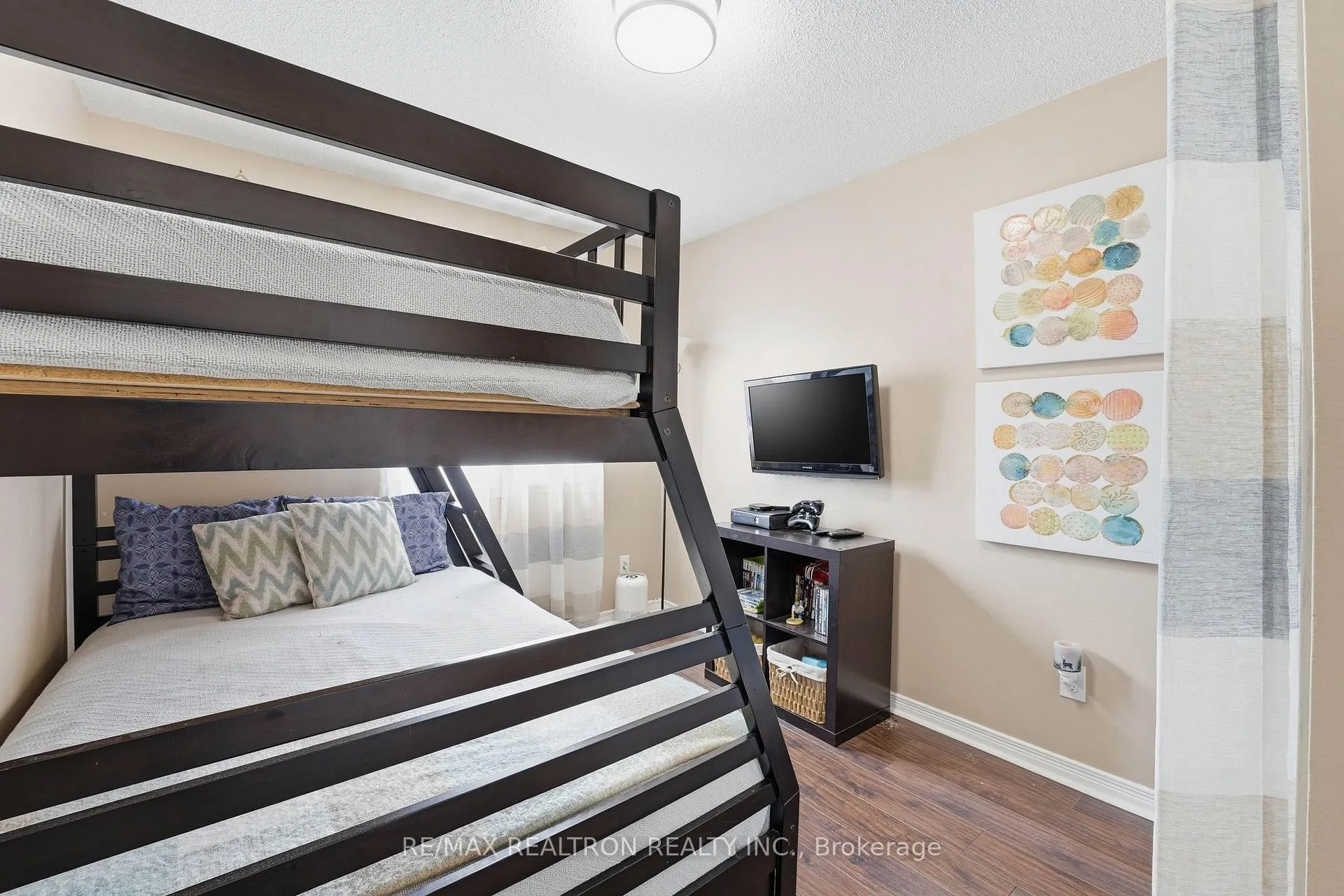 Photo 21 of 184 Silas Boulevard, Georgina, Keswick North — HOMEH