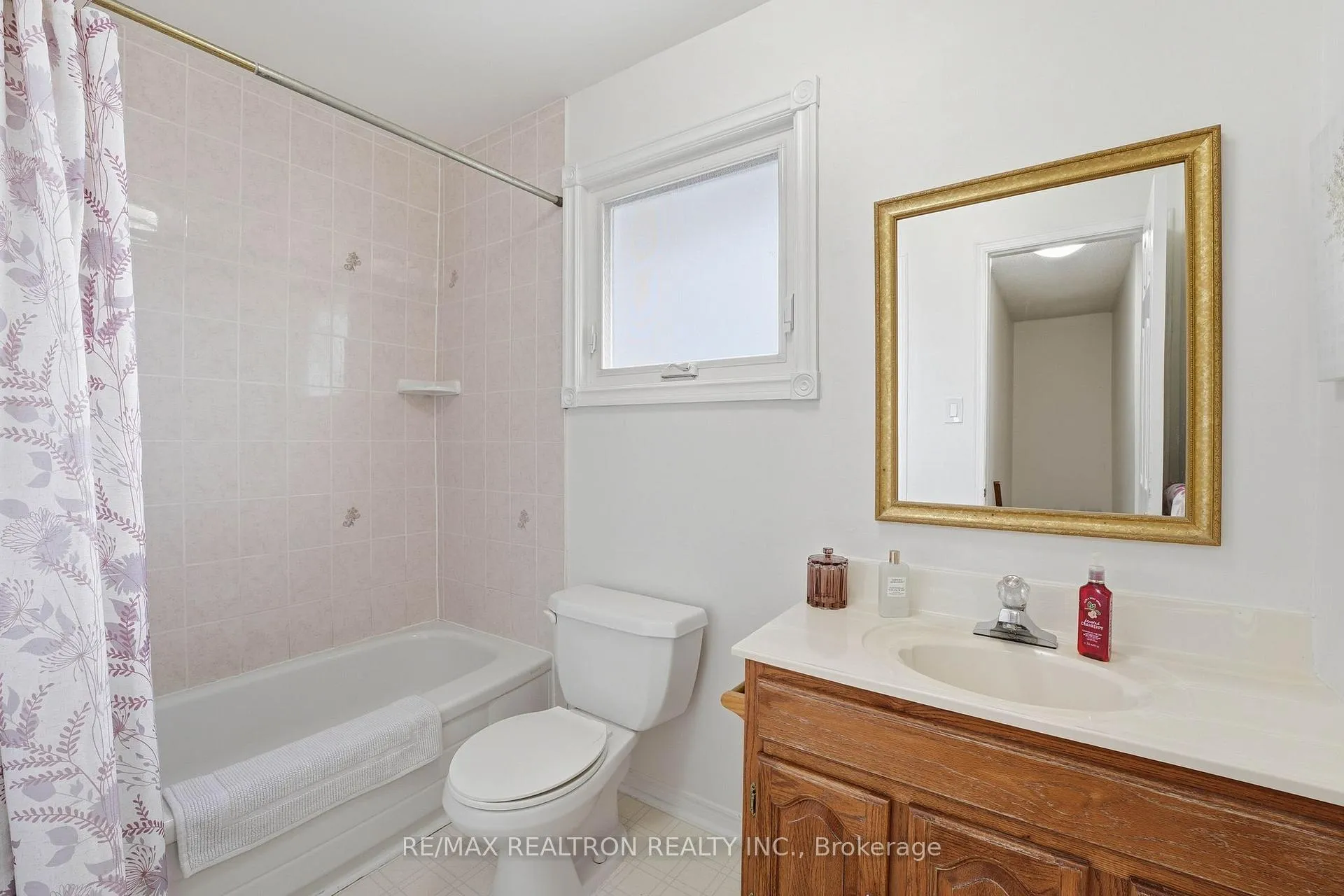 Photo 23 of 184 Silas Boulevard, Georgina, Keswick North — HOMEH