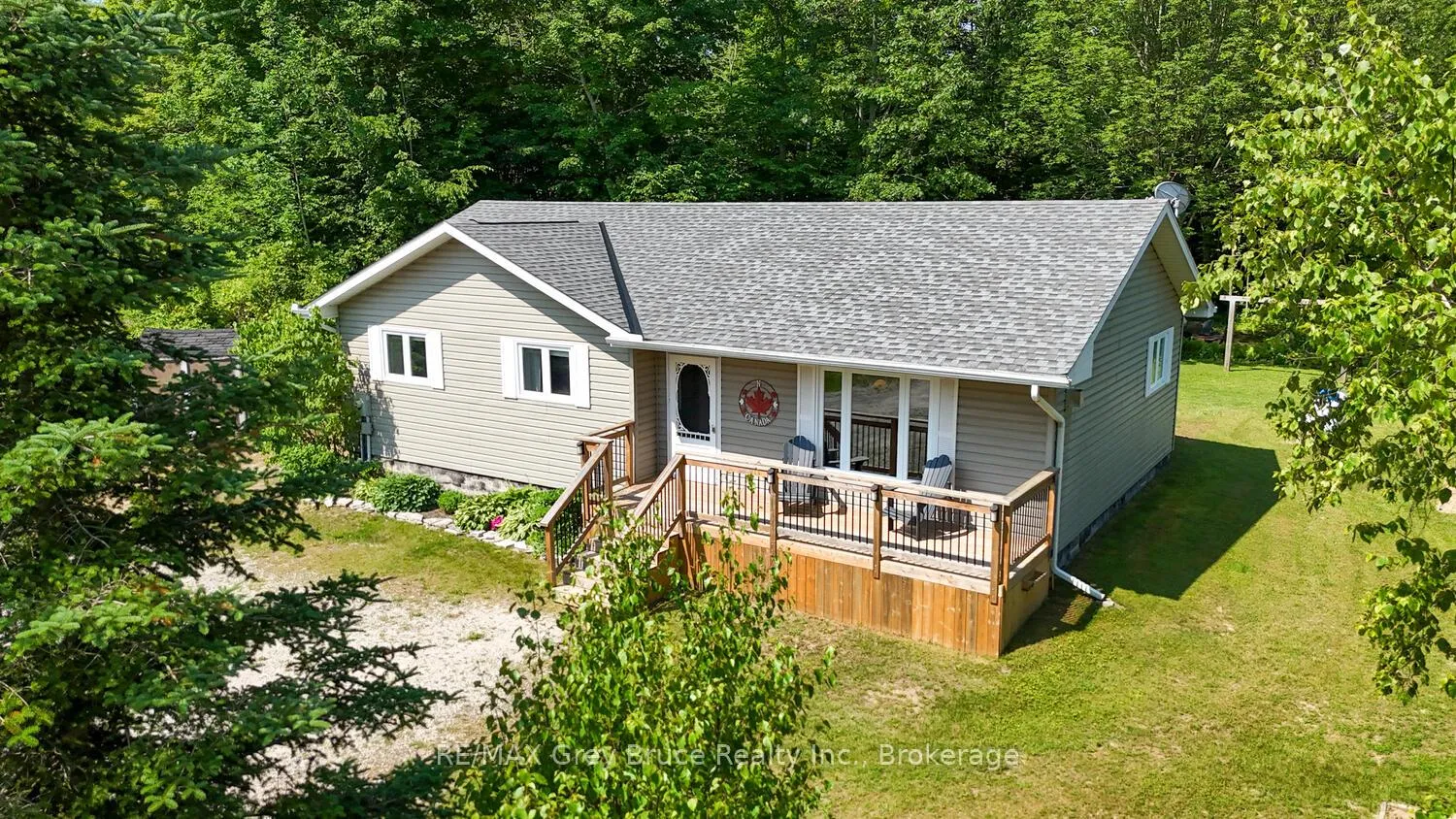 Front of 32 Sugarbush Road