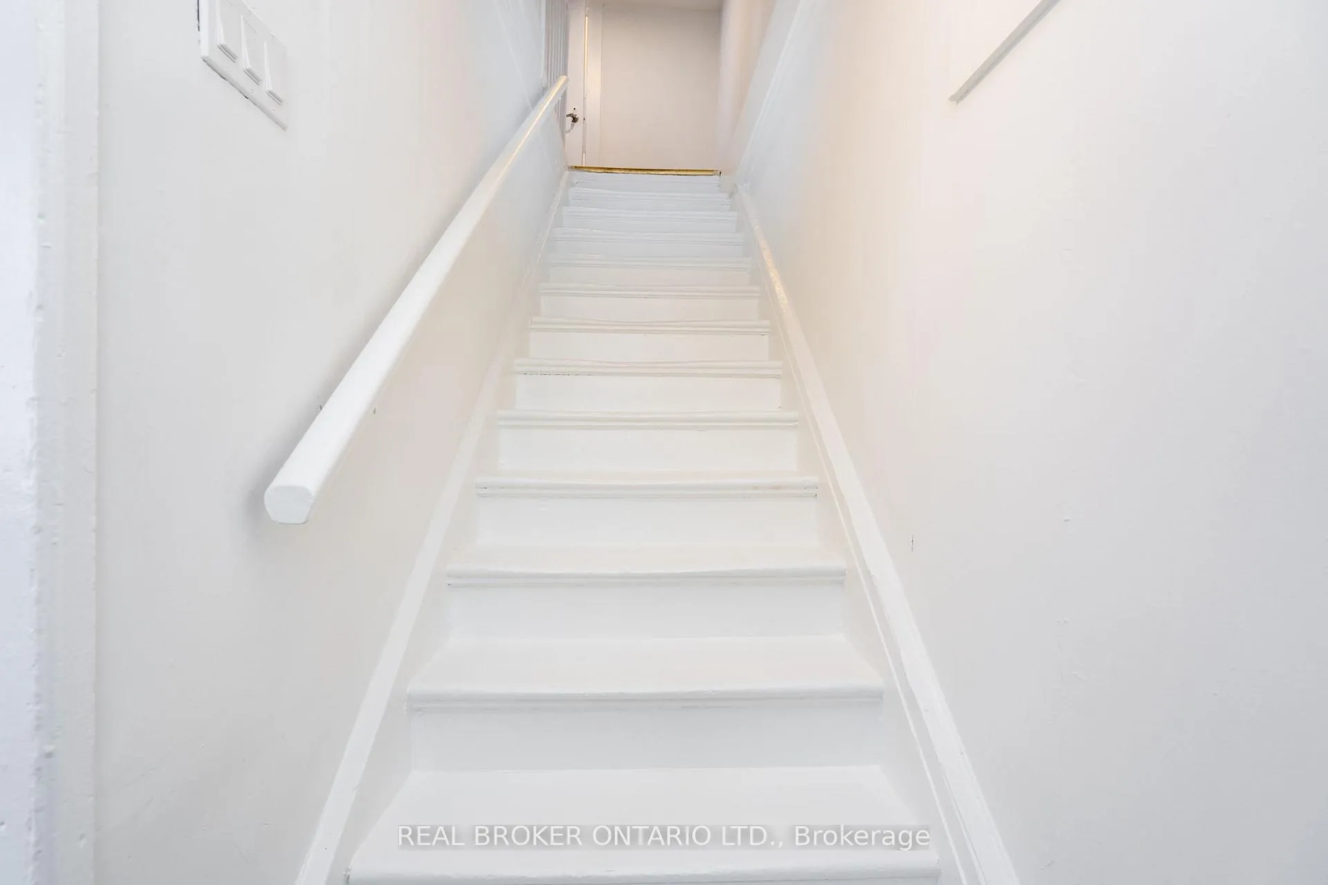 Photo 10 of 36 Bruce Street, Oshawa, Central — HOMEH