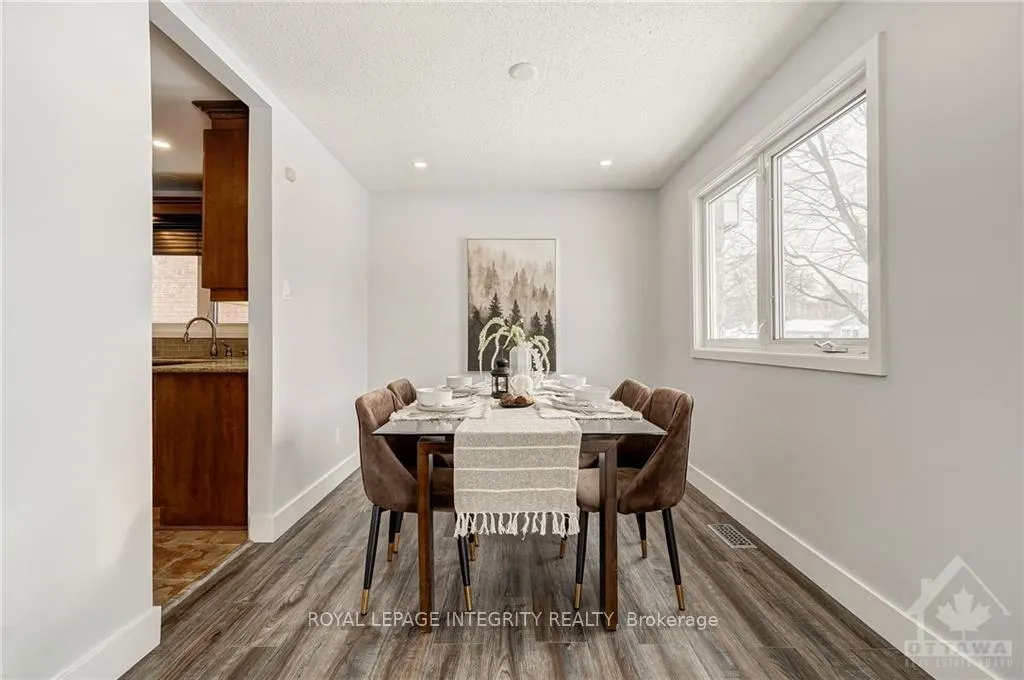 Photo 5 of Unit A, 2636 Hickson Crescent, Ottawa, Redwood Park — HOMEH