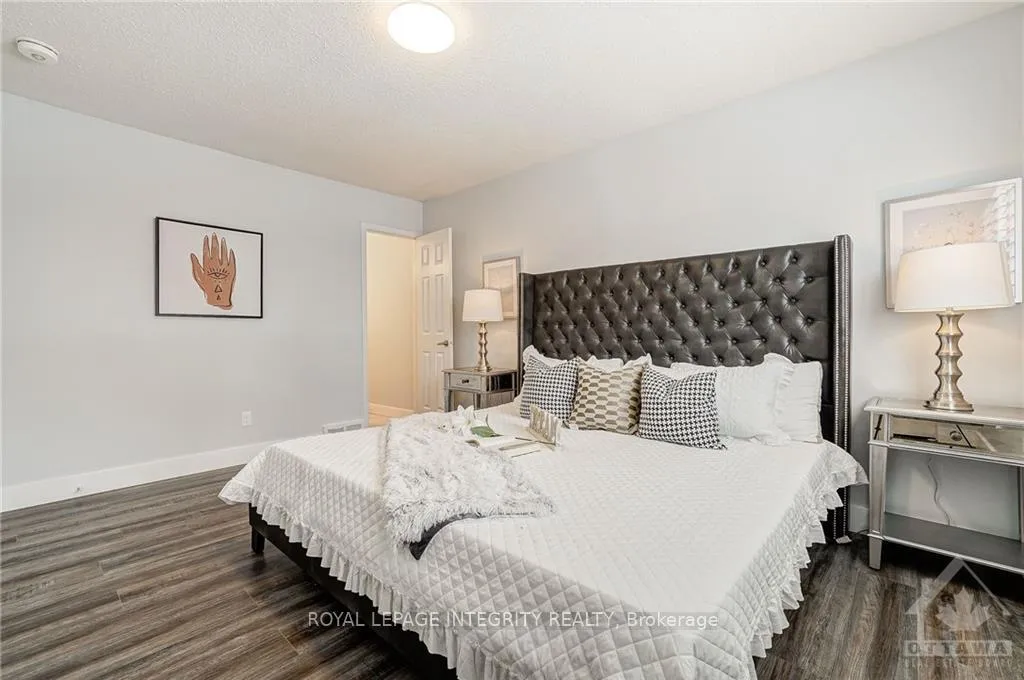 Photo 10 of Unit A, 2636 Hickson Crescent, Ottawa, Redwood Park — HOMEH