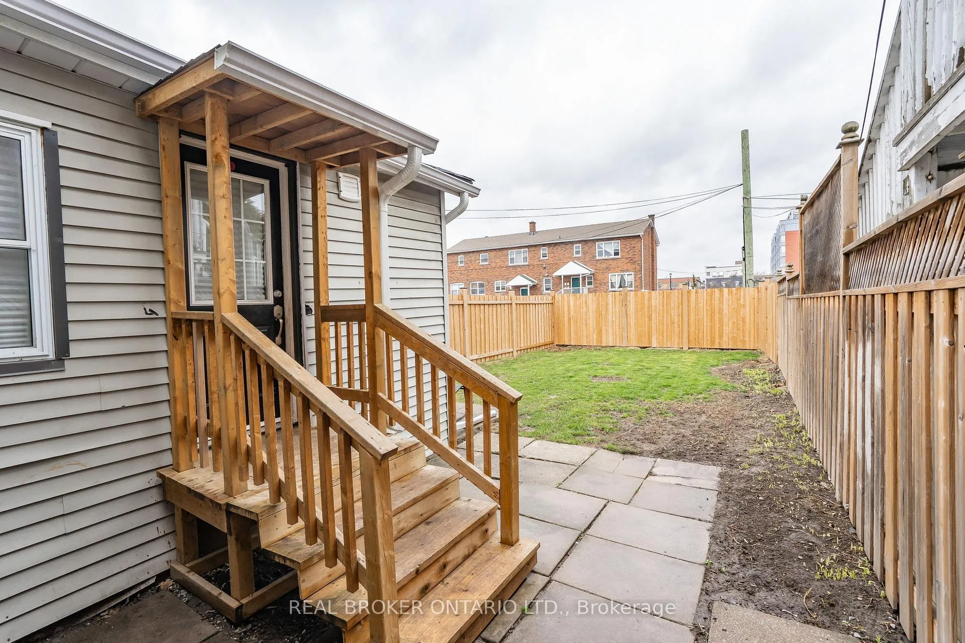 Photo 36 of 38 Bruce Street, Oshawa, Central — HOMEH