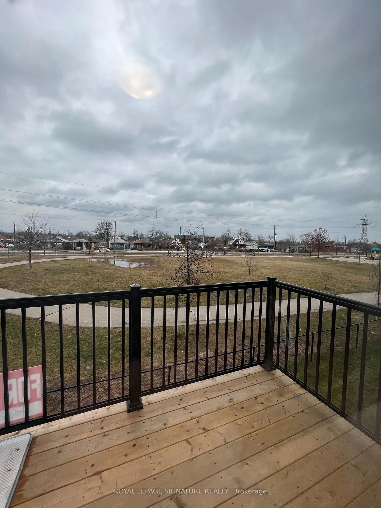 Photo 7 of Unit 32, 575 Woodward Avenue, Hamilton, Parkview — HOMEH