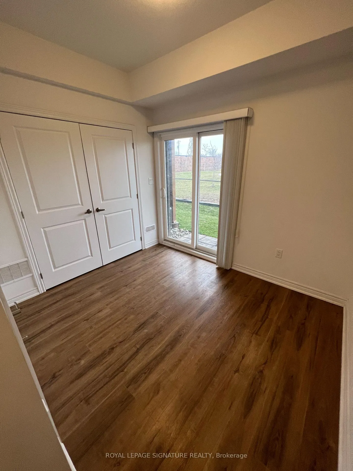 Photo 17 of Unit 32, 575 Woodward Avenue, Hamilton, Parkview — HOMEH