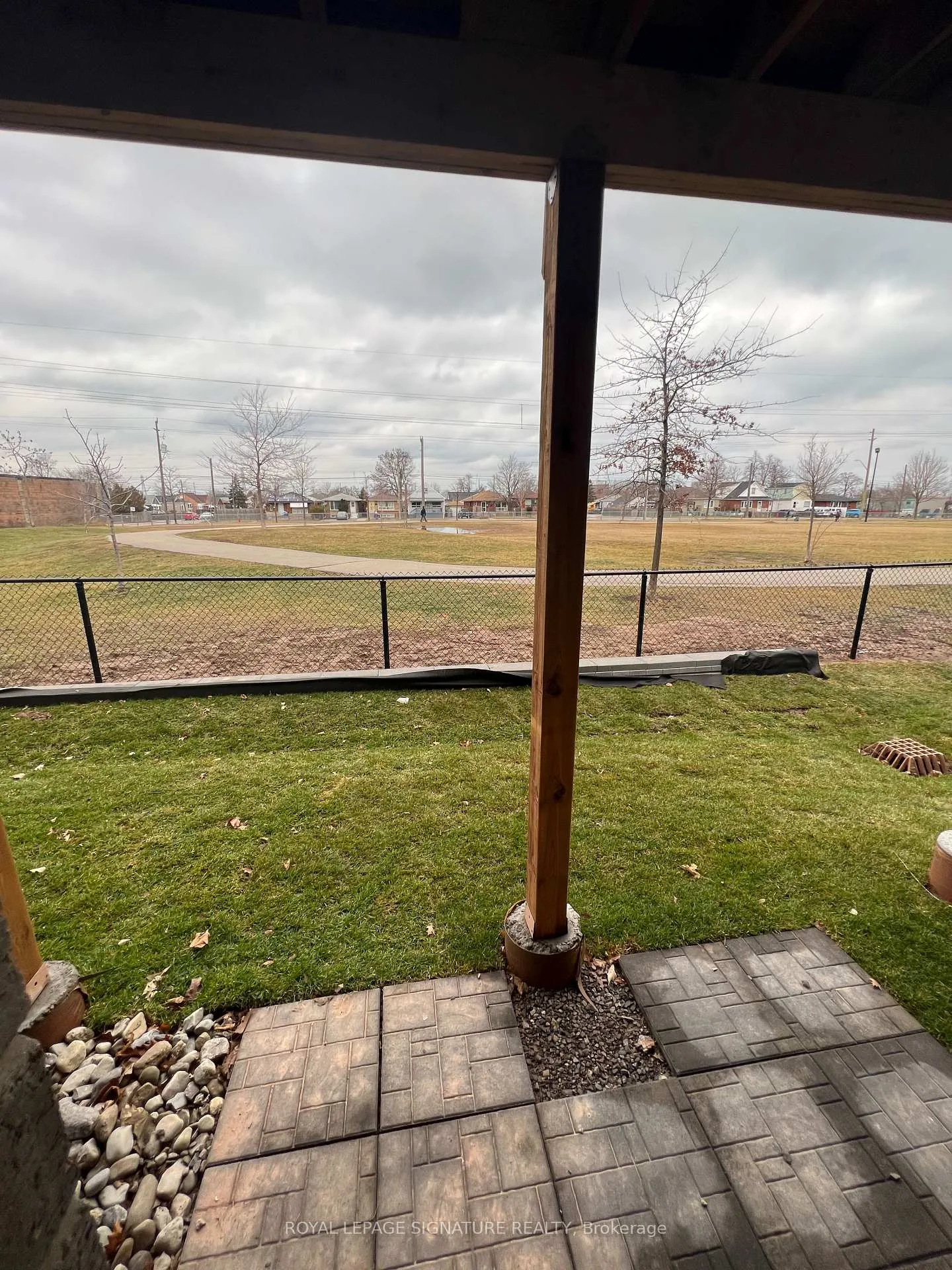 Photo 18 of Unit 32, 575 Woodward Avenue, Hamilton, Parkview — HOMEH