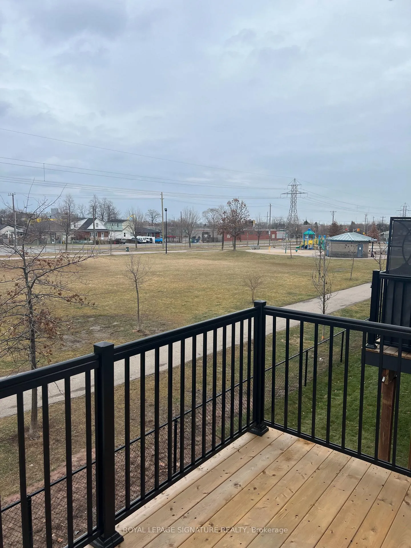 Photo 19 of Unit 32, 575 Woodward Avenue, Hamilton, Parkview — HOMEH