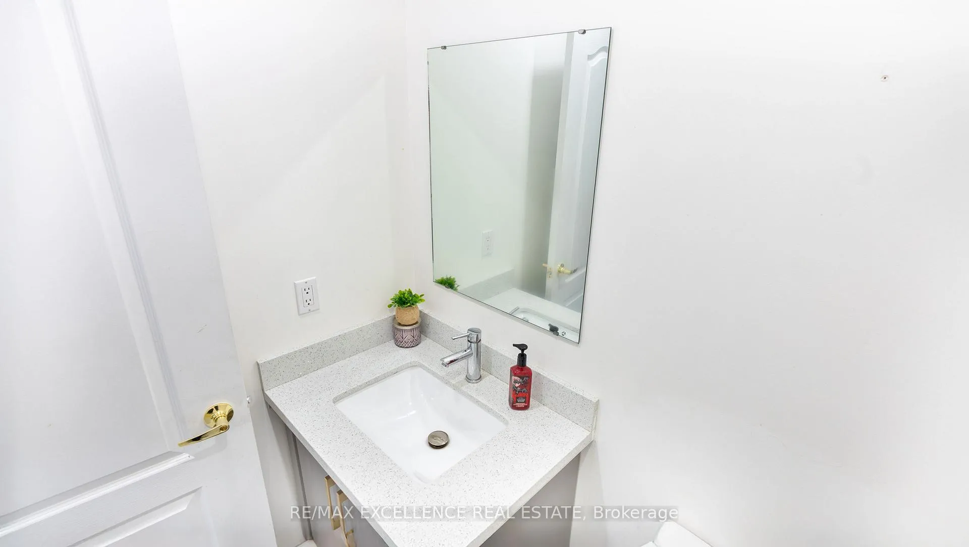 Photo 17 of 280 Hansen Road N, Brampton, Madoc — HOMEH
