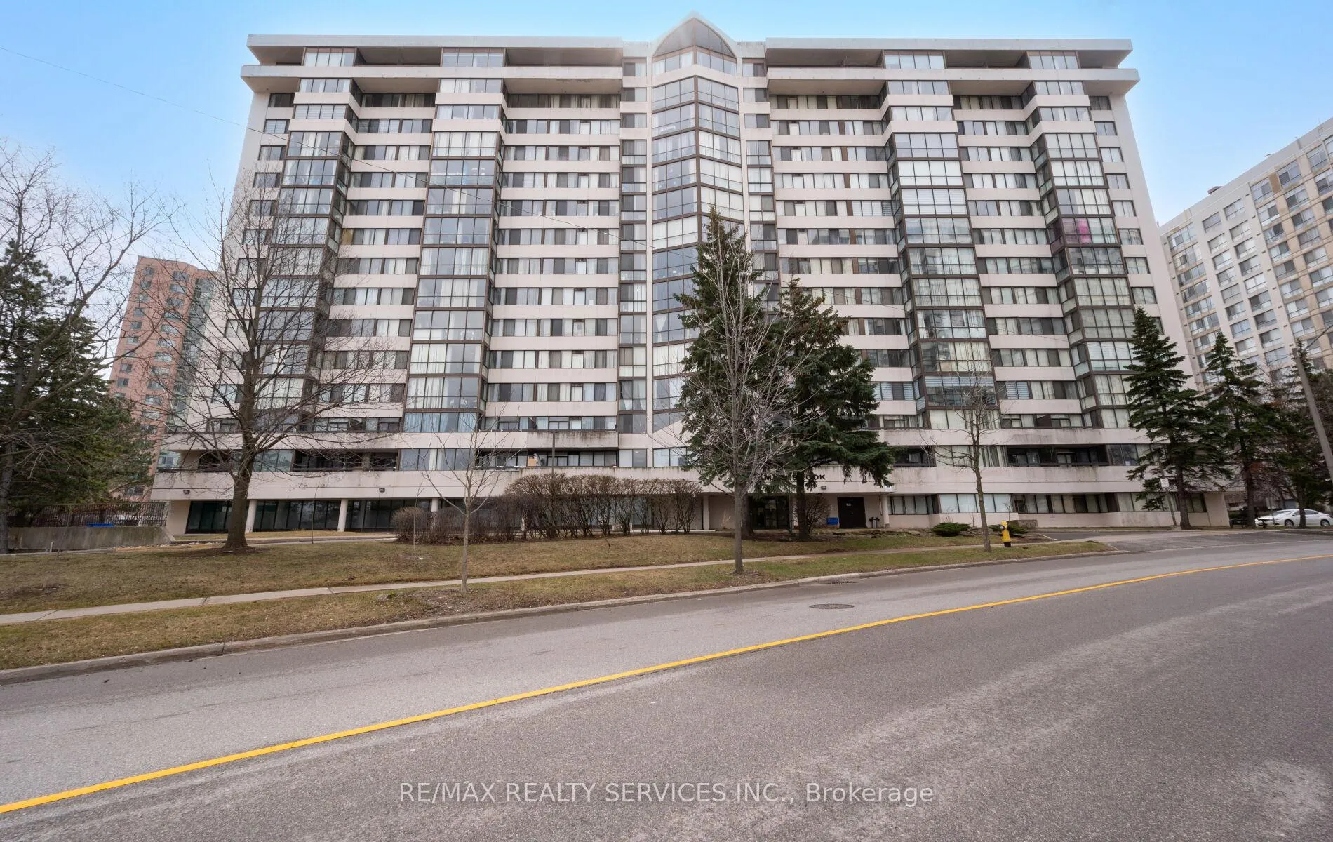 Photo 1 of Unit 506, 21 Markbrook Lane, Etobicoke, Mount Olive-Silverstone-Jamestown — HOMEH