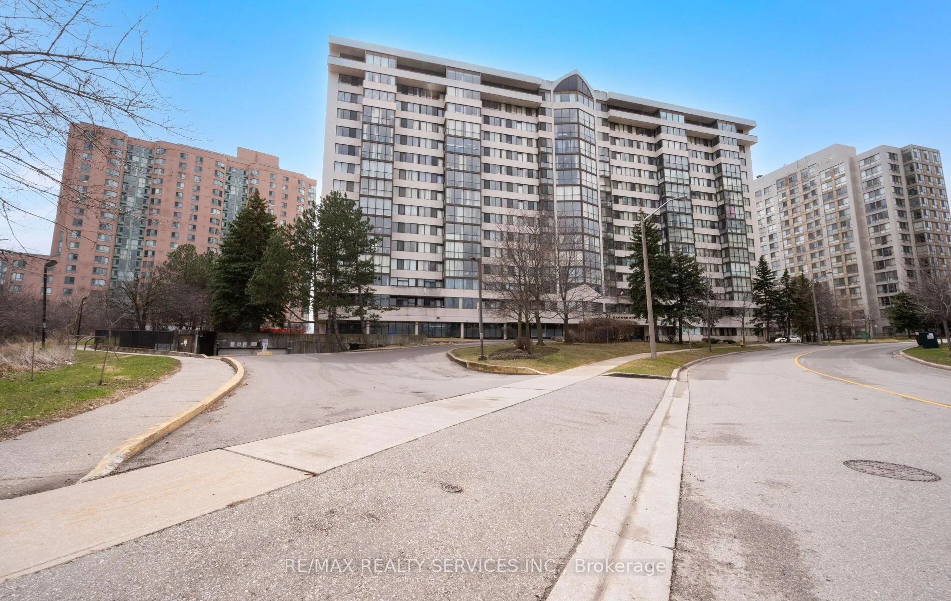 Photo 2 of Unit 506, 21 Markbrook Lane, Etobicoke, Mount Olive-Silverstone-Jamestown — HOMEH