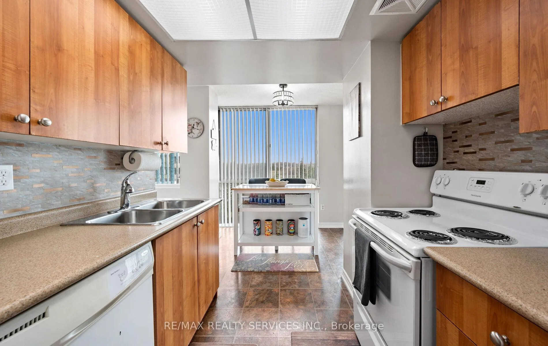 Photo 15 of Unit 506, 21 Markbrook Lane, Etobicoke, Mount Olive-Silverstone-Jamestown — HOMEH