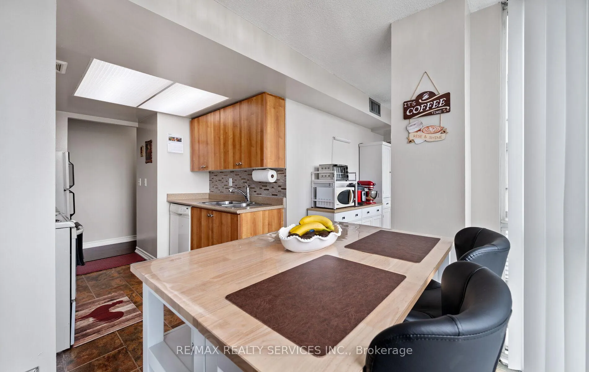 Photo 22 of Unit 506, 21 Markbrook Lane, Etobicoke, Mount Olive-Silverstone-Jamestown — HOMEH