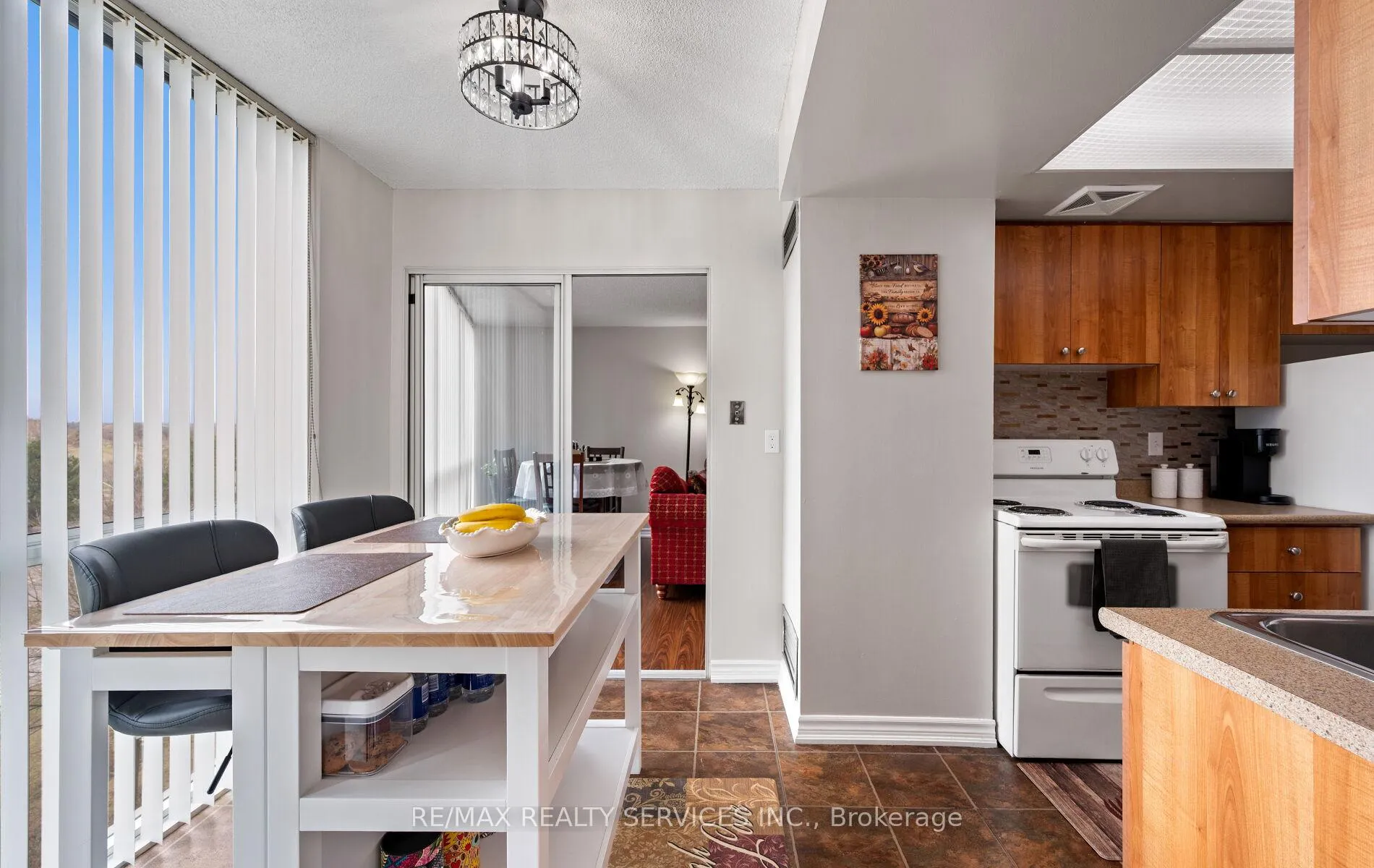 Photo 23 of Unit 506, 21 Markbrook Lane, Etobicoke, Mount Olive-Silverstone-Jamestown — HOMEH