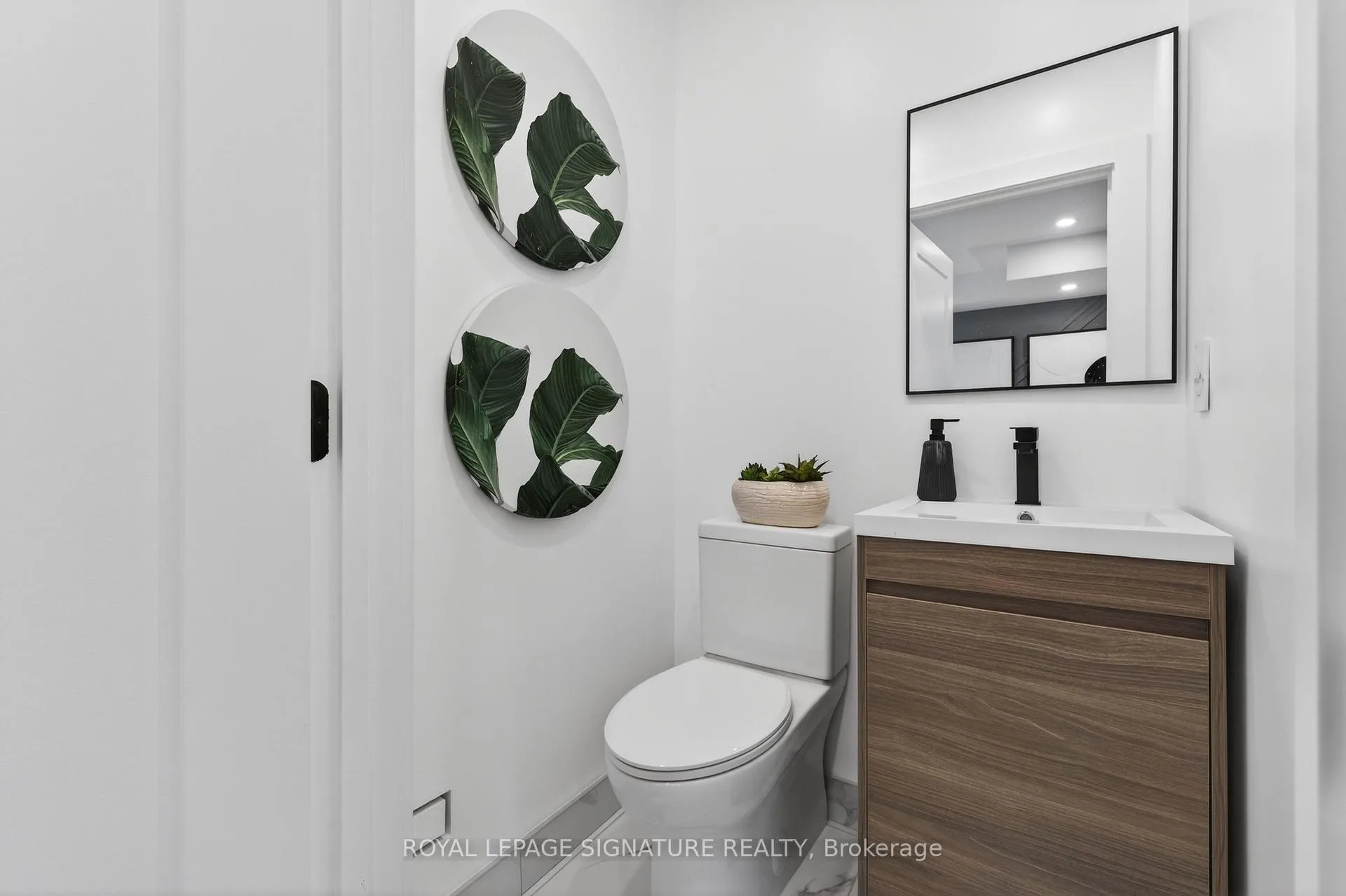 Photo 18 of 87 Wiley Avenue, Toronto, Danforth Village-East York — HOMEH