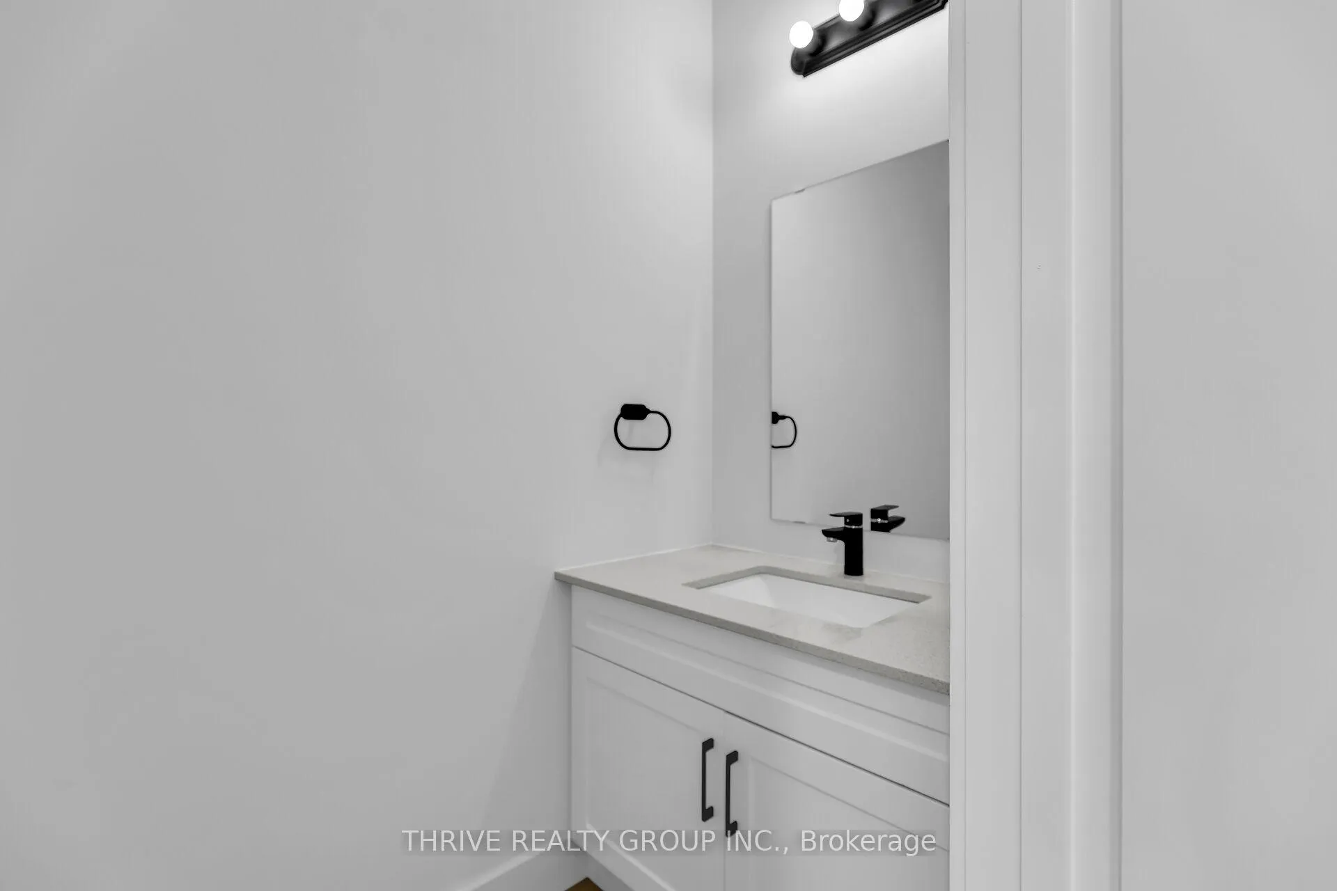 Photo 5 of Unit 76, 1595 Capri Crescent, London, North S — HOMEH