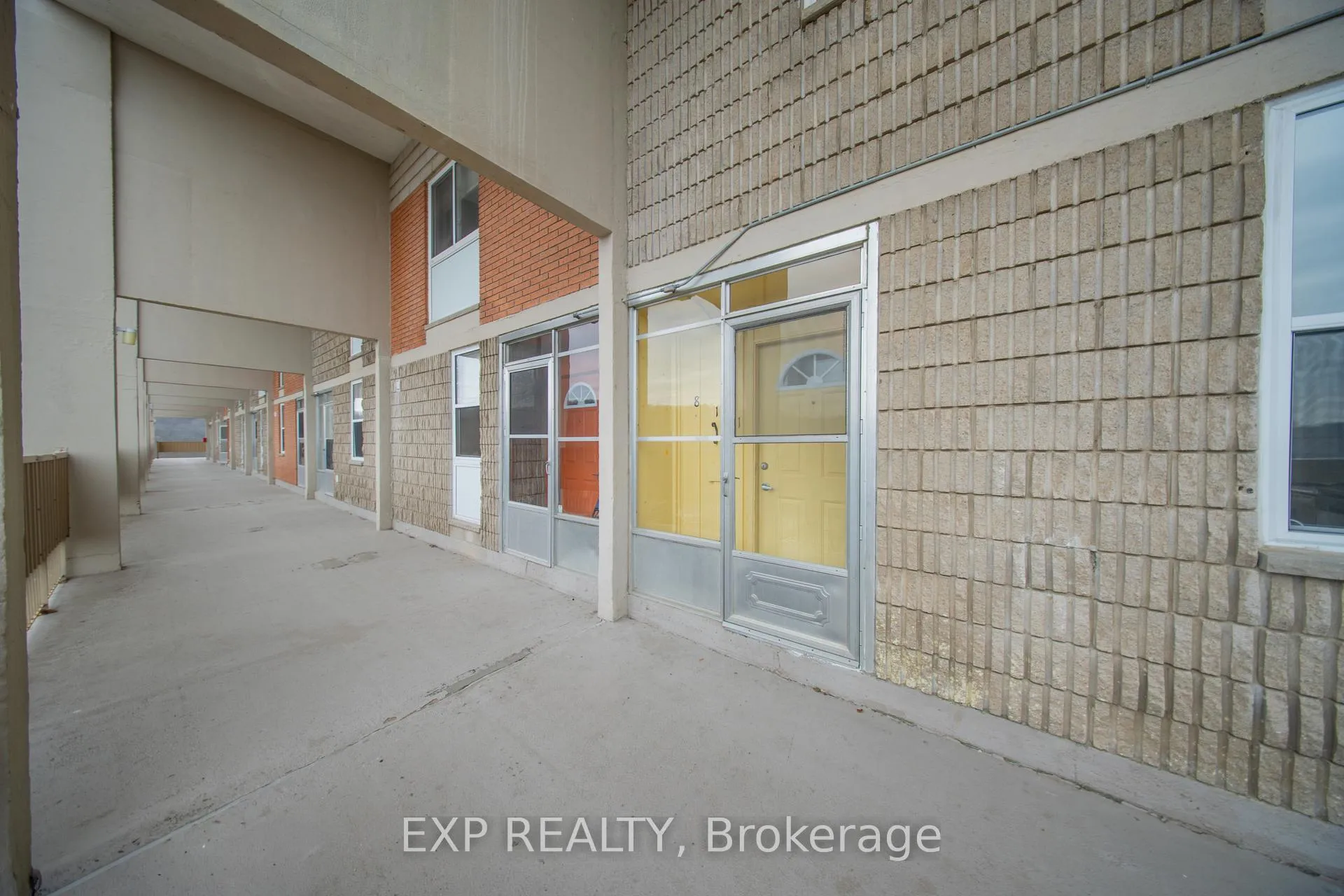Photo 7 of Unit 811, 350 Quigley Road, Hamilton, Vincent — HOMEH