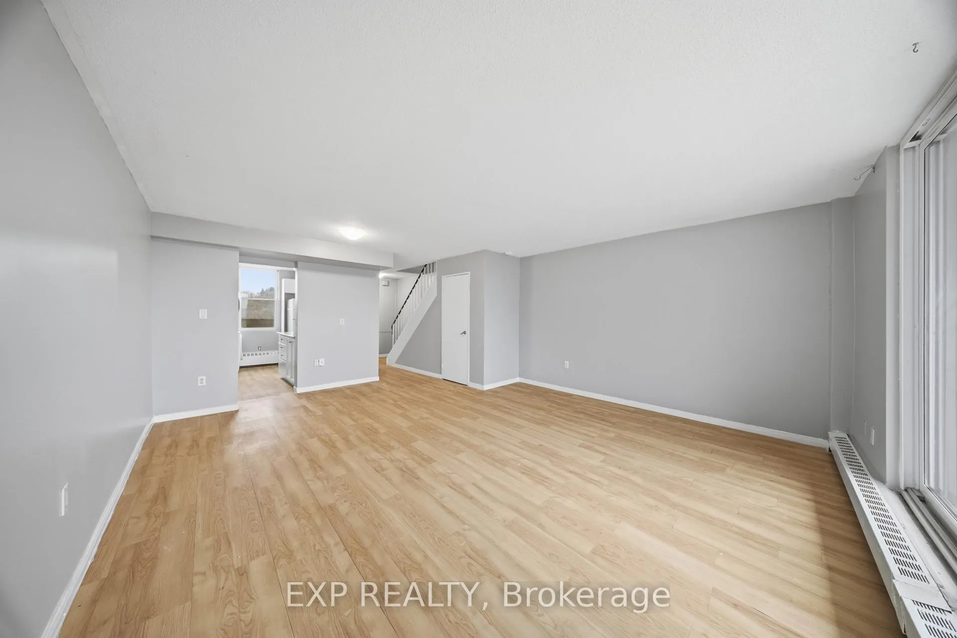Photo 20 of Unit 811, 350 Quigley Road, Hamilton, Vincent — HOMEH